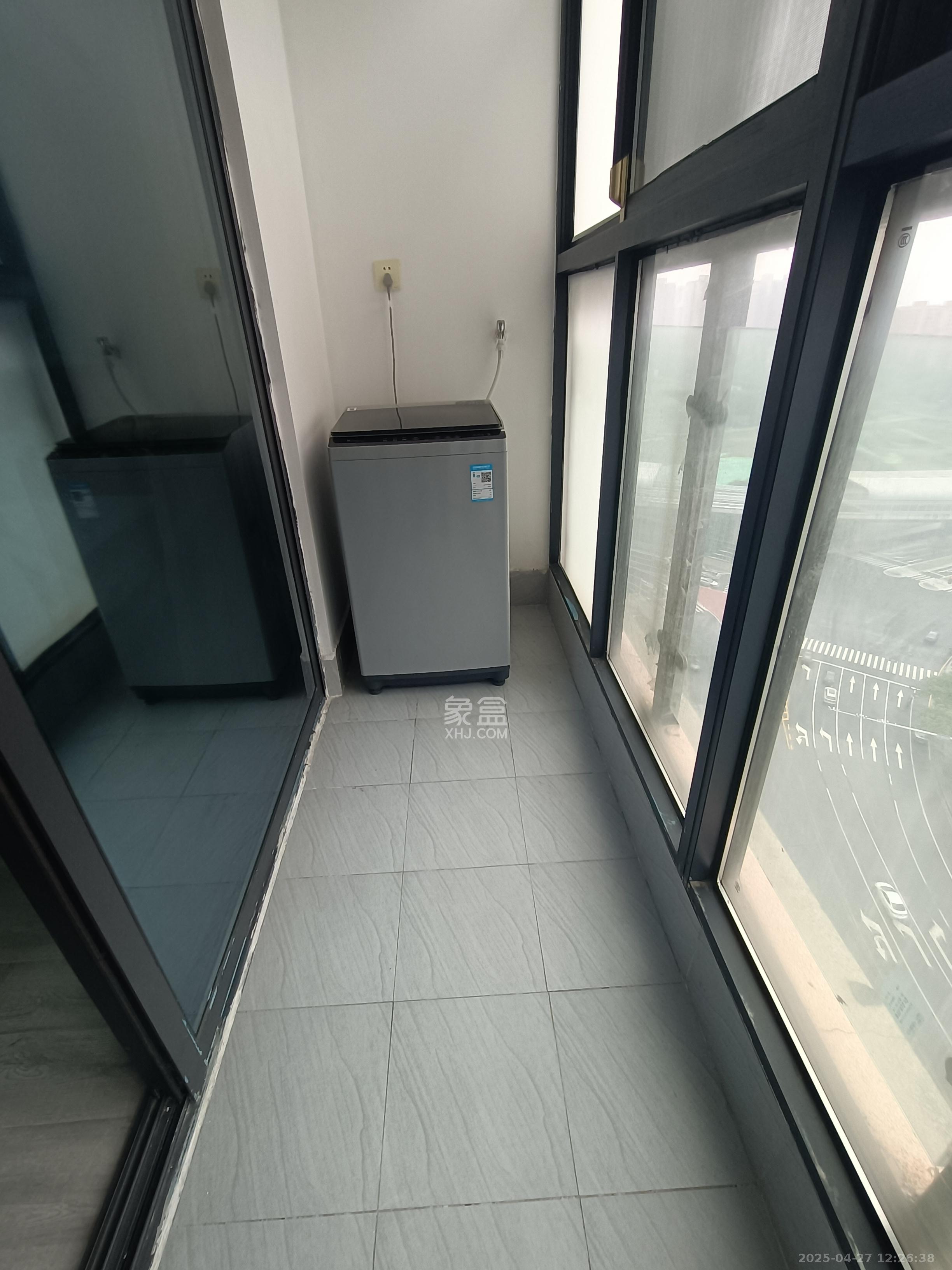 钱隆世家  1室1厅1卫   1200.00元/月室内图