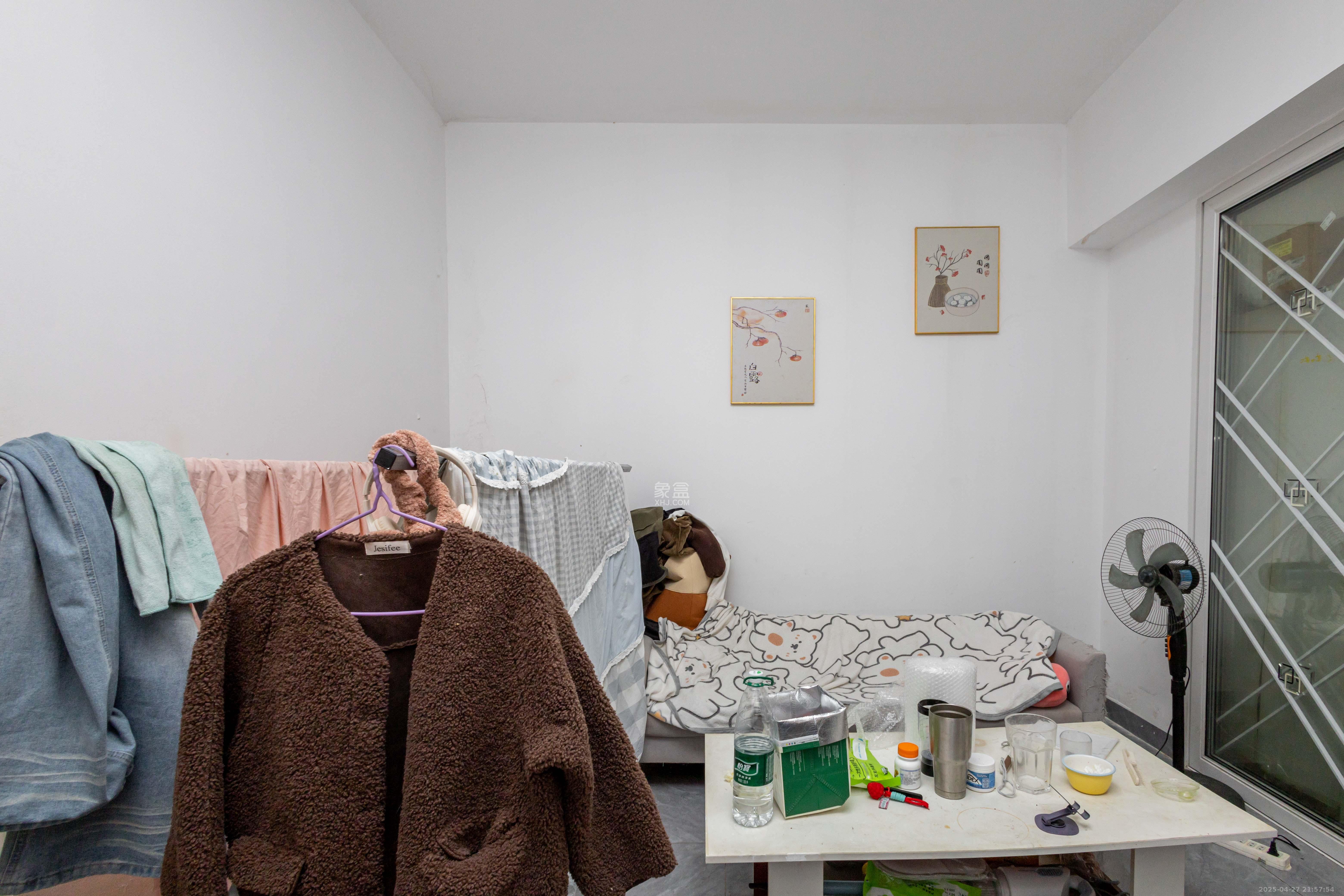 方略90公馆 1室0厅1卫 22.0万 方略90公馆 1室0厅1卫 22.0万客厅