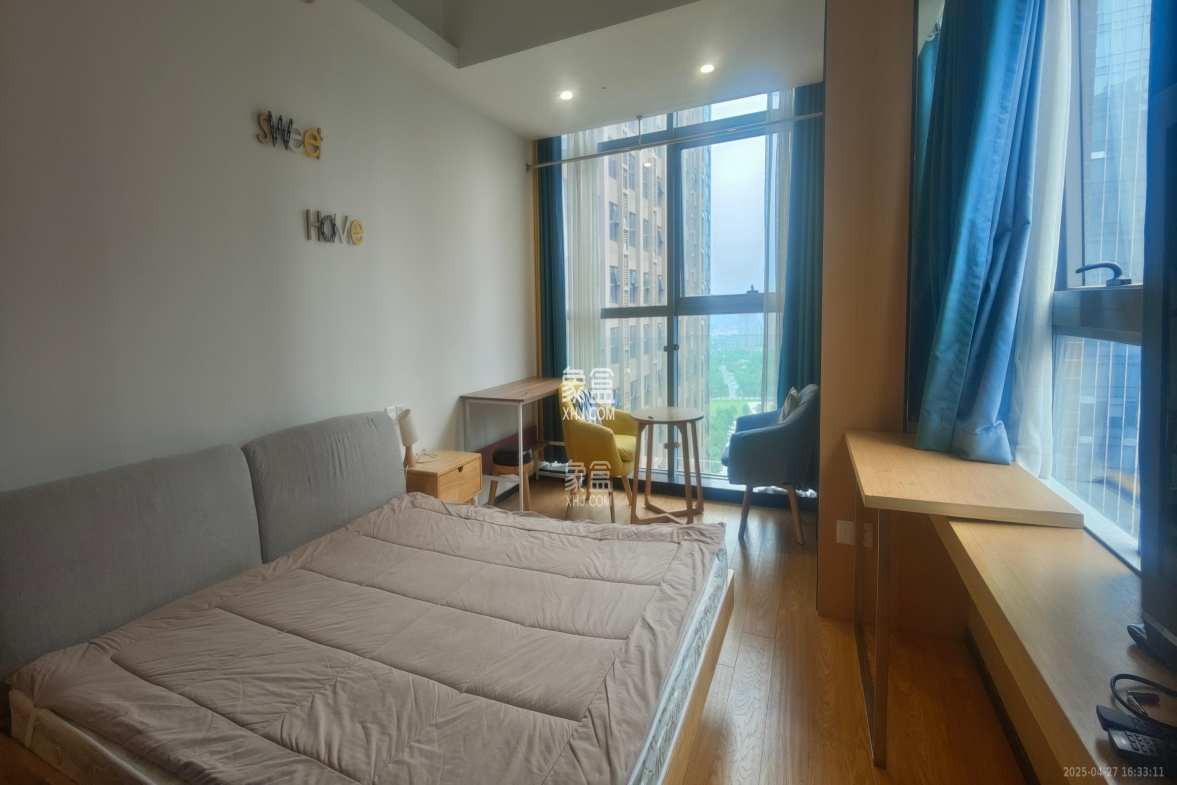 紫鑫御湖湾 1室1厅1卫 1100.0元/月 紫鑫御湖湾 1室1厅1卫 1100.0元/月室内图