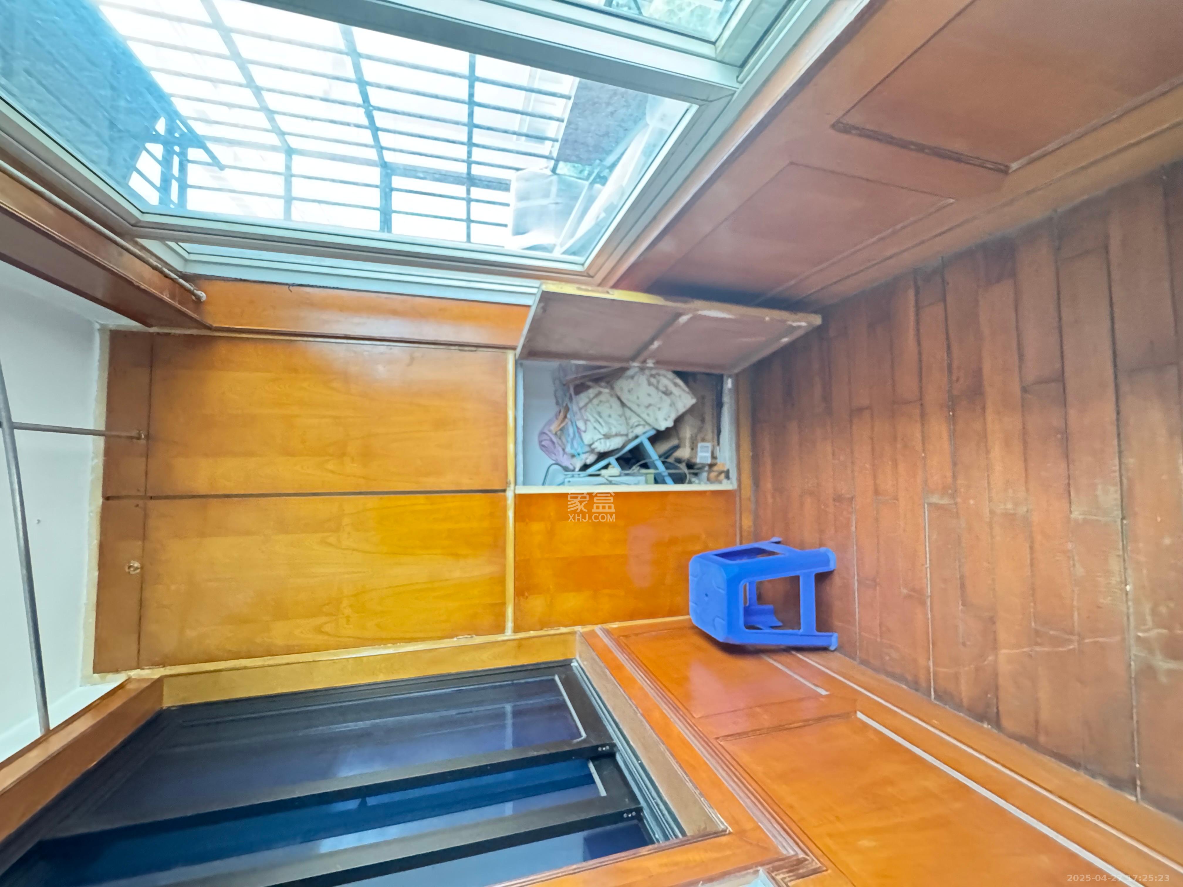 燕山街社区 3室1厅0卫 1600.0元/月 燕山街社区 3室1厅0卫 1600.0元/月室内图