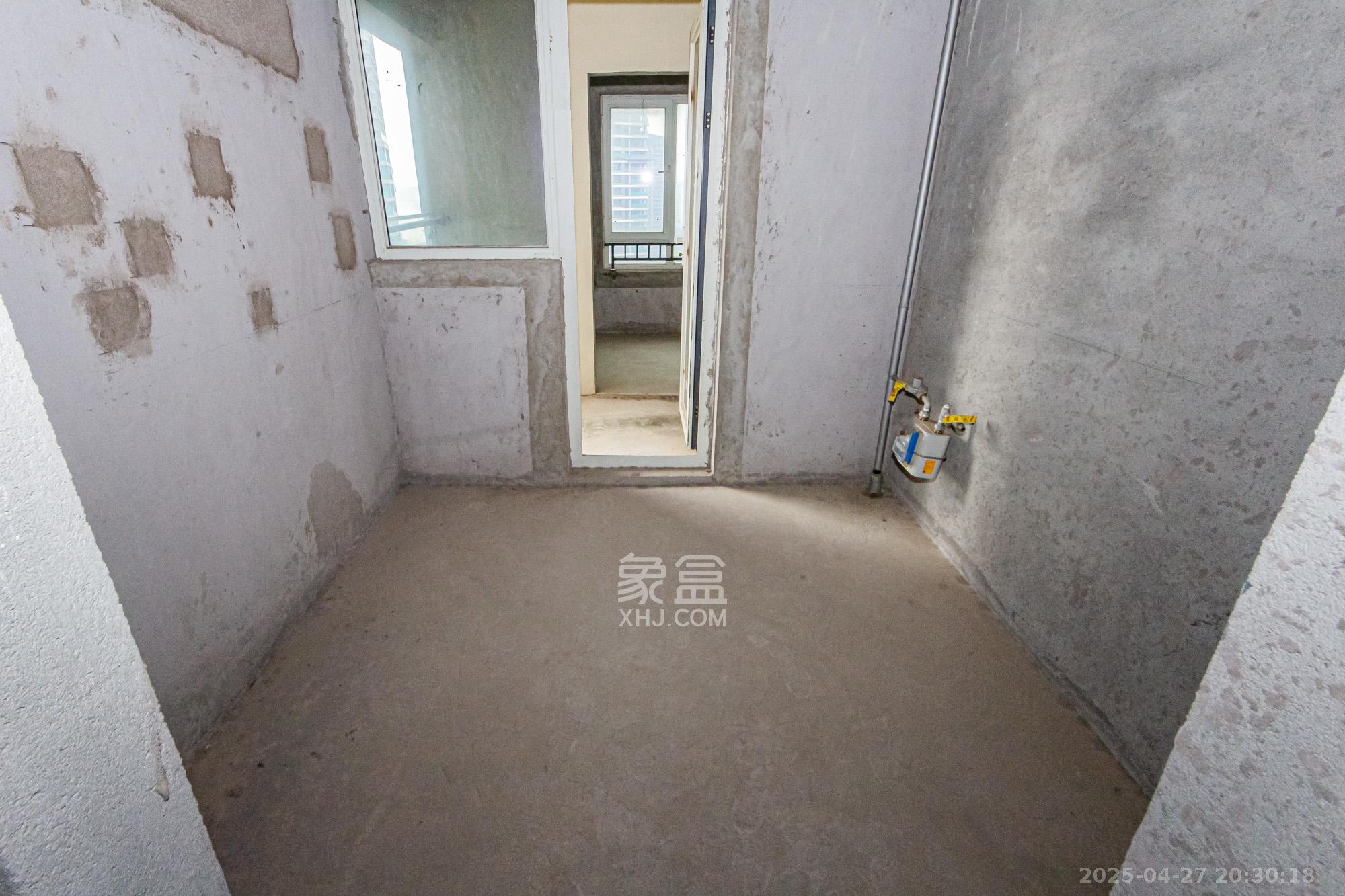 北辰三角洲E3区  4室2厅2卫    300.0万 北辰三角洲E3区  4室2厅2卫    300.0万厨房