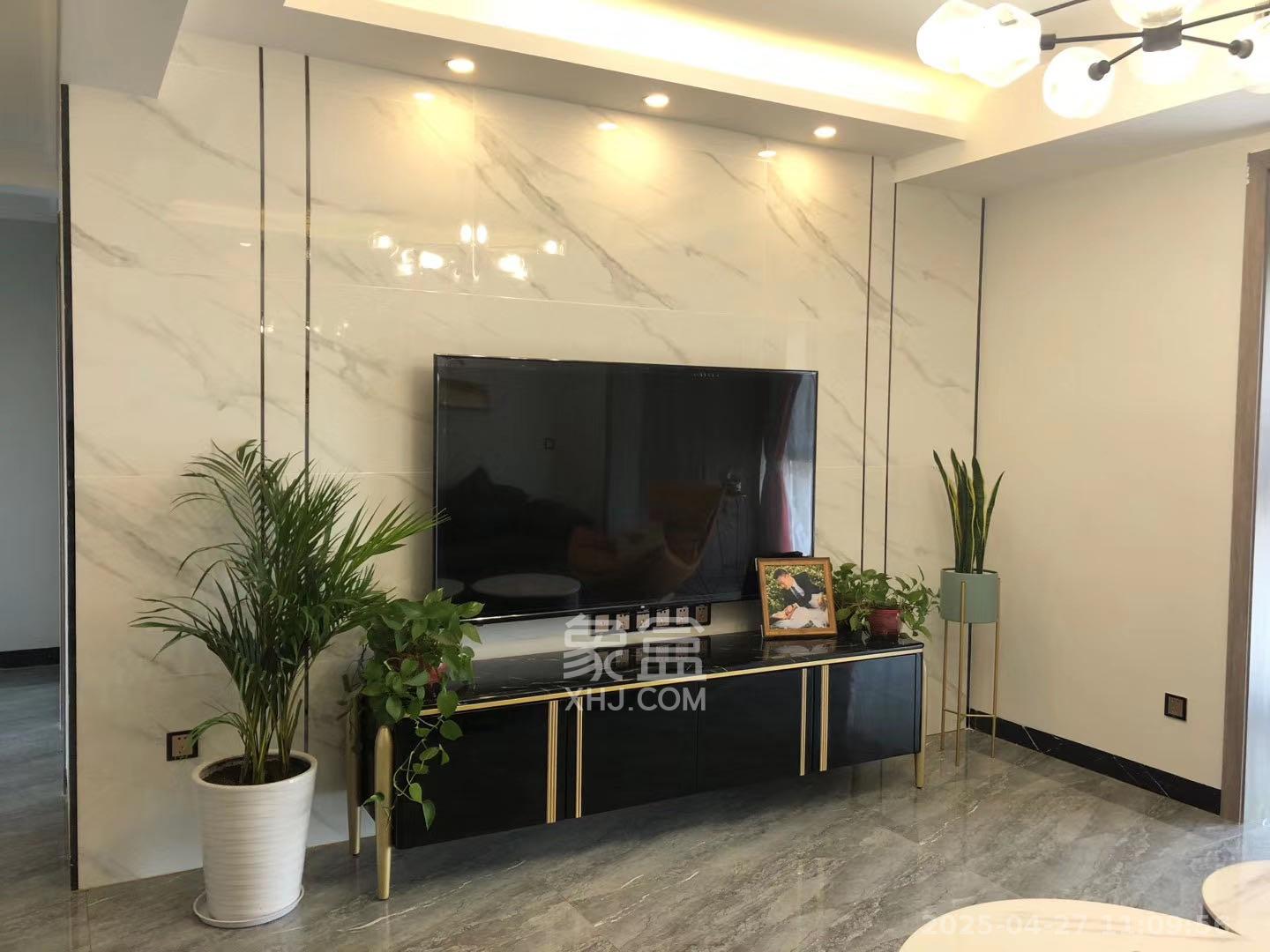 奥凯花园  3室2厅2卫   2800.00元/月室内图
