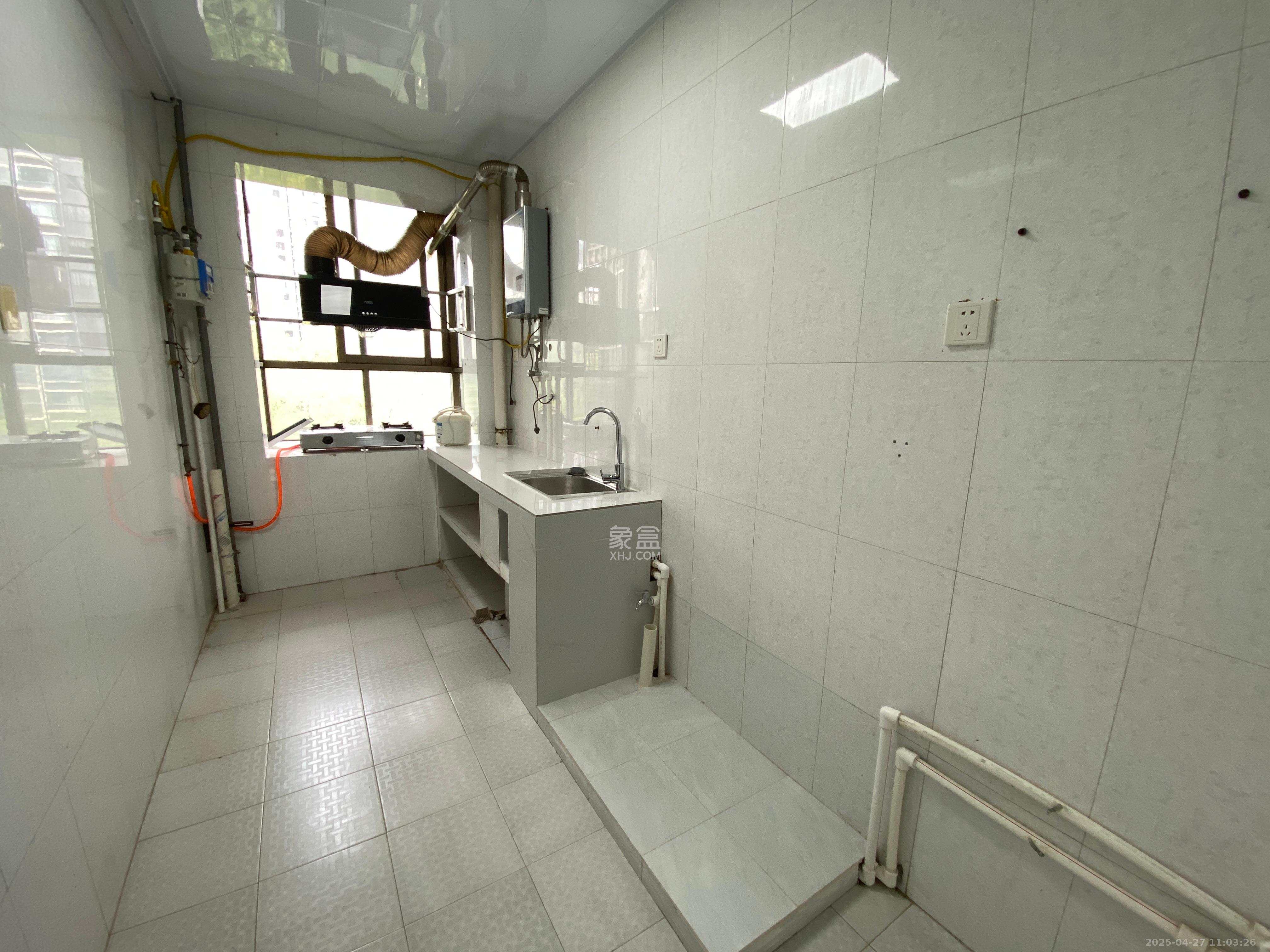 城宇大厦 2室2厅1卫 1500.0元/月 城宇大厦 2室2厅1卫 1500.0元/月室内图