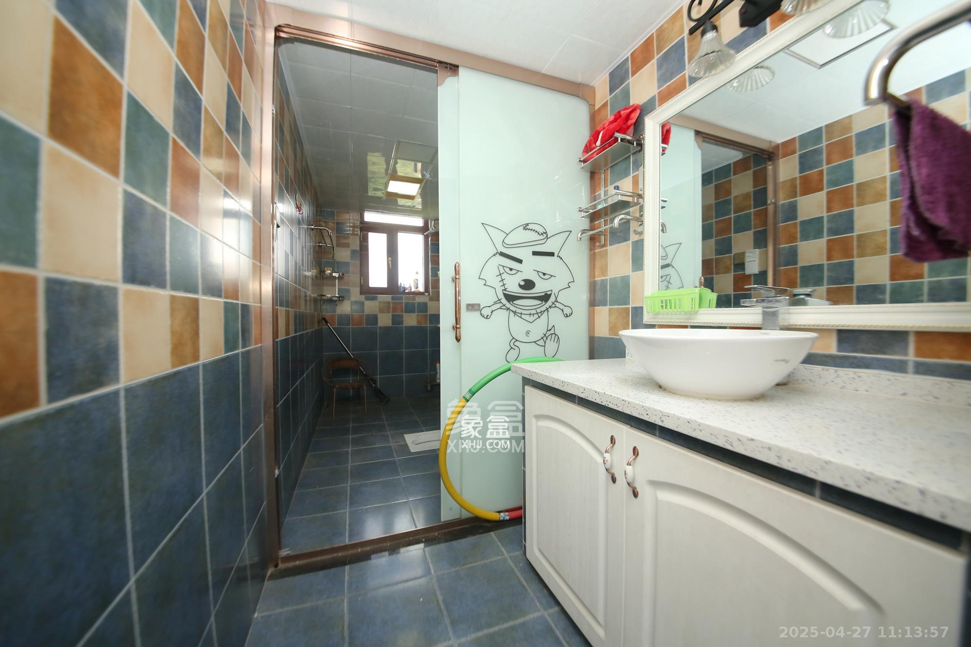 湘怡佳园 1室2厅2卫 5000.0元/月 湘怡佳园 1室2厅2卫 5000.0元/月室内图