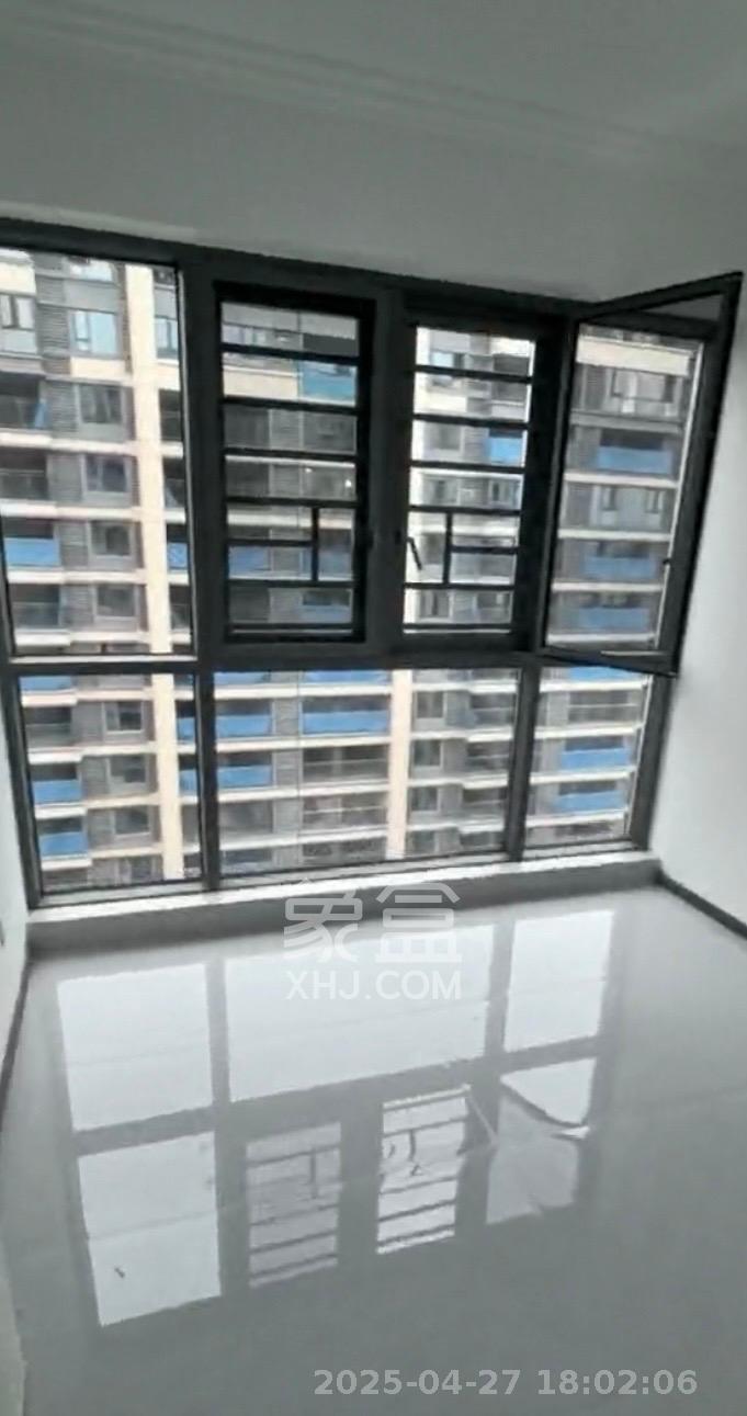 海伦堡爱ME城市 4室2厅2卫 2800.0元/月 海伦堡爱ME城市 4室2厅2卫 2800.0元/月室内图