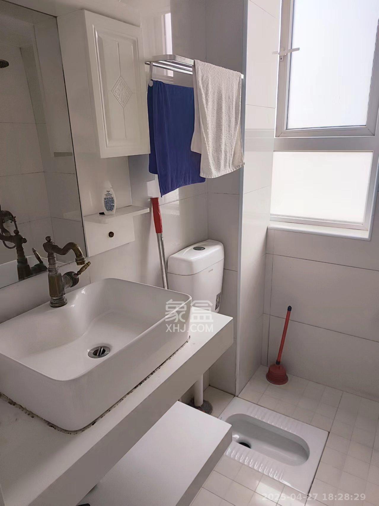 五矿紫湖香醍 1室2厅1卫 1600.0元/月 五矿紫湖香醍 1室2厅1卫 1600.0元/月室内图