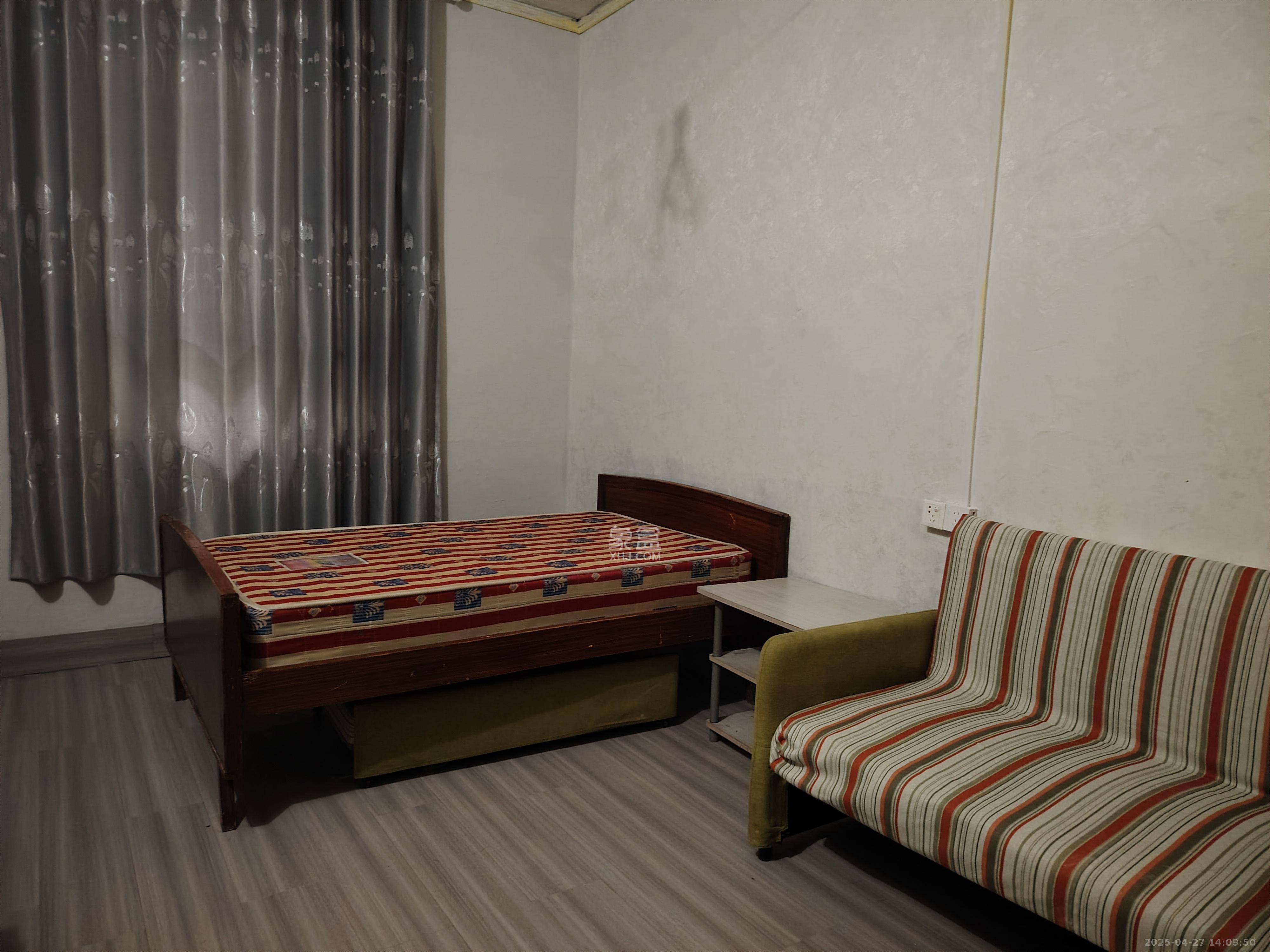 红花坡轻工设计院(轻安宿舍)  1室0厅0卫    800.0元/月 红花坡轻工设计院(轻安宿舍)  1室0厅0卫    800.0元/月室内图