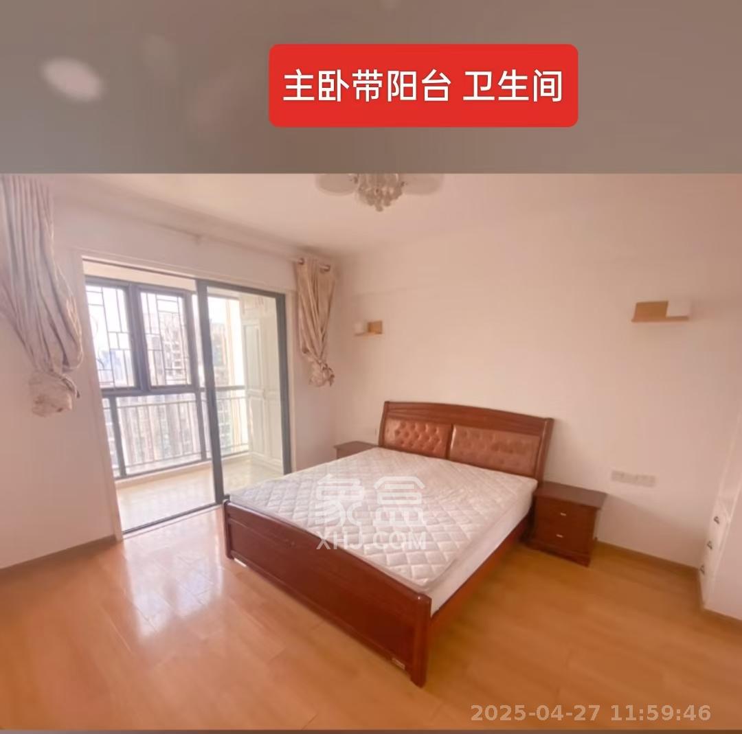 月畔湾  3室2厅2卫   2800.00元/月室内图
