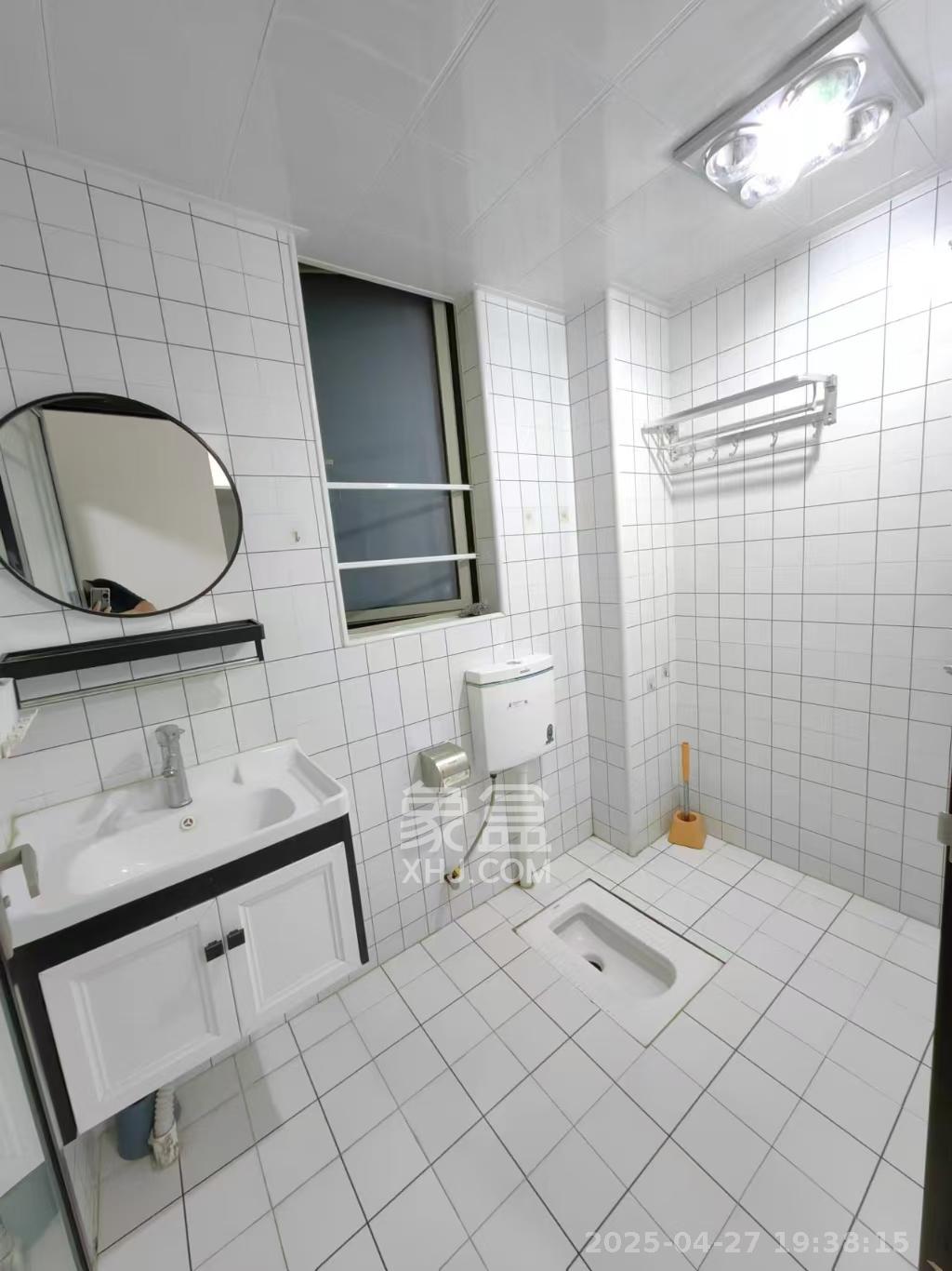 梅溪湖金茂湾 2室2厅2卫 2200.0元/月 梅溪湖金茂湾 2室2厅2卫 2200.0元/月室内图