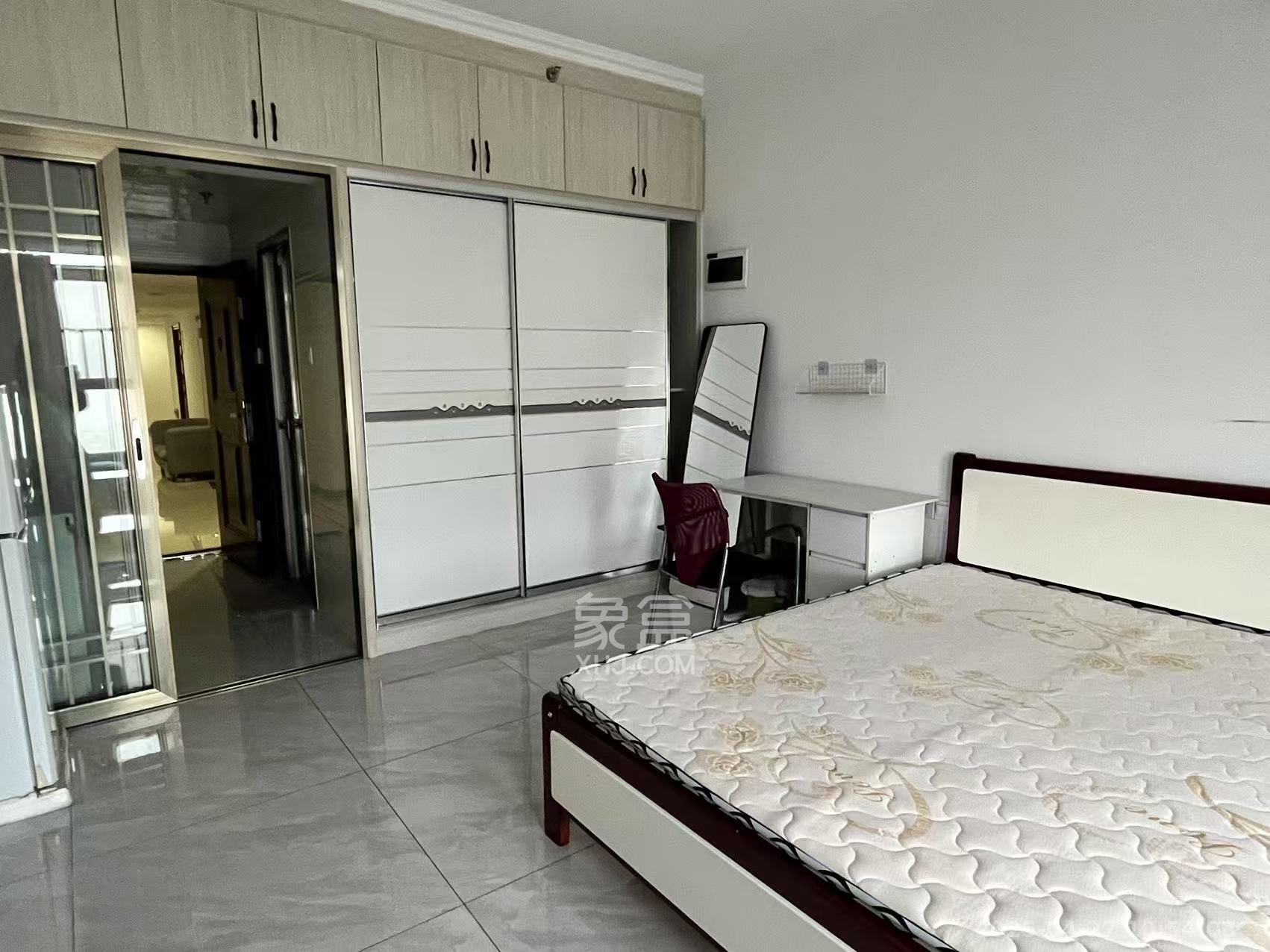 五峰国际  1室1厅1卫    1400.0元/月室内图