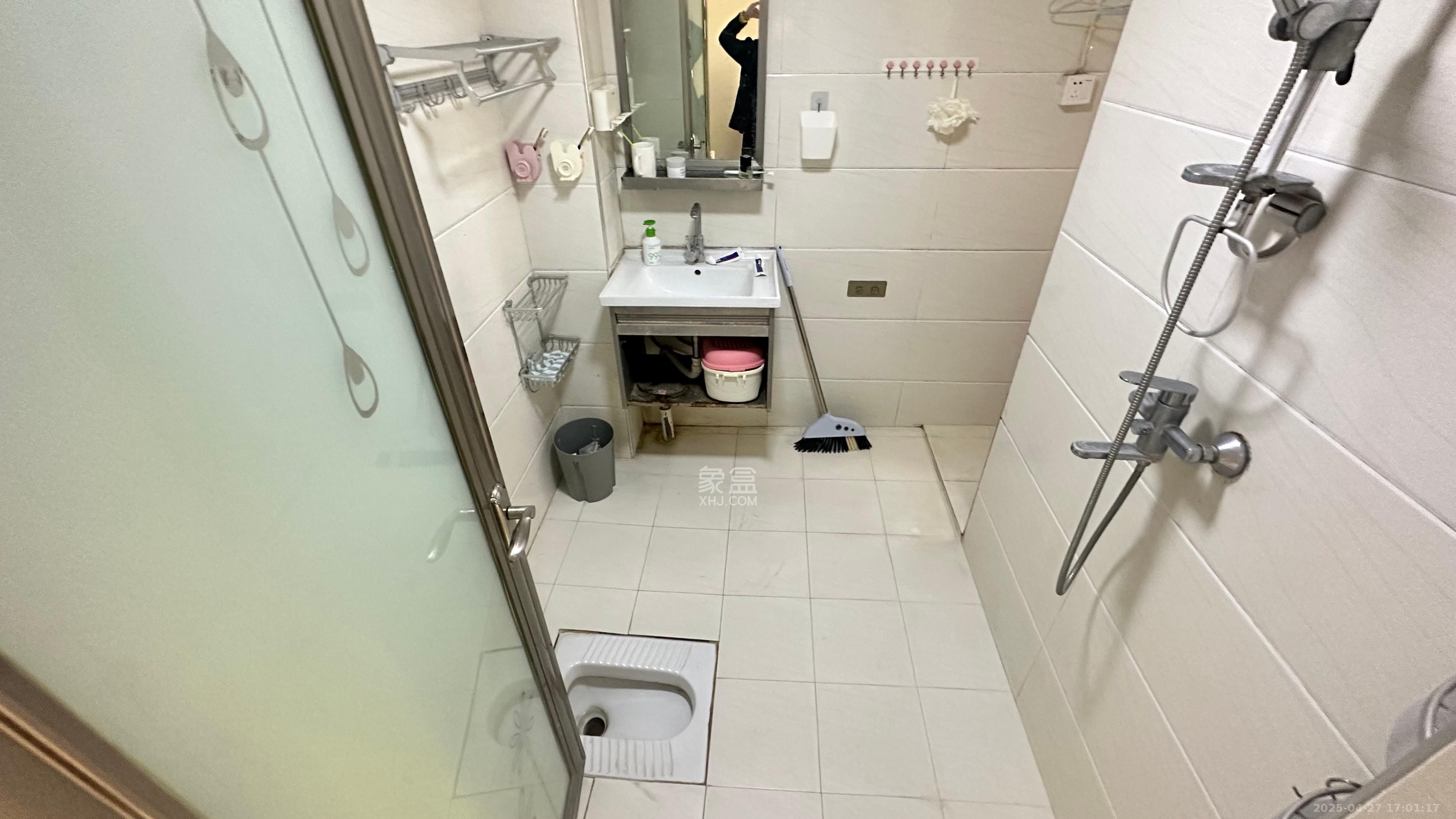 勤诚达新界  2室2厅2卫   1680.00元/月室内图