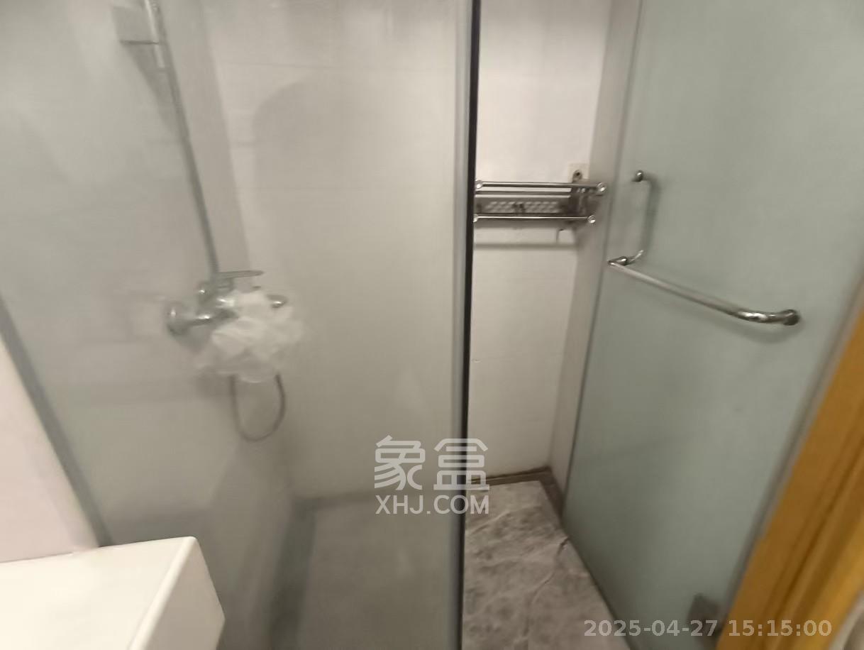 中海新城熙岸（中信新城五期）  1室1厅1卫   1200.00元/月室内图
