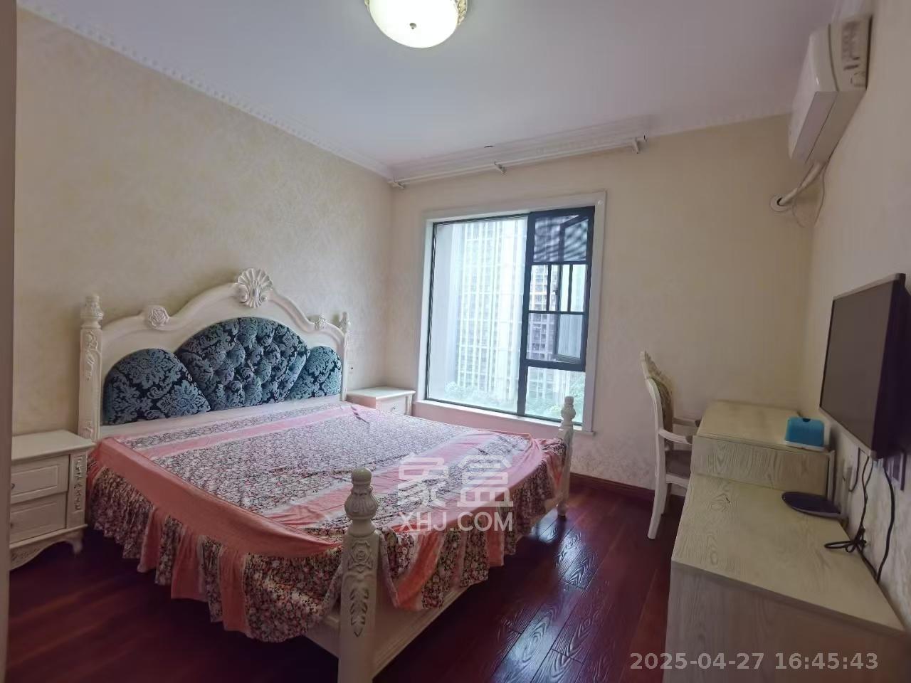 旭辉御府  3室2厅1卫   3000.00元/月室内图