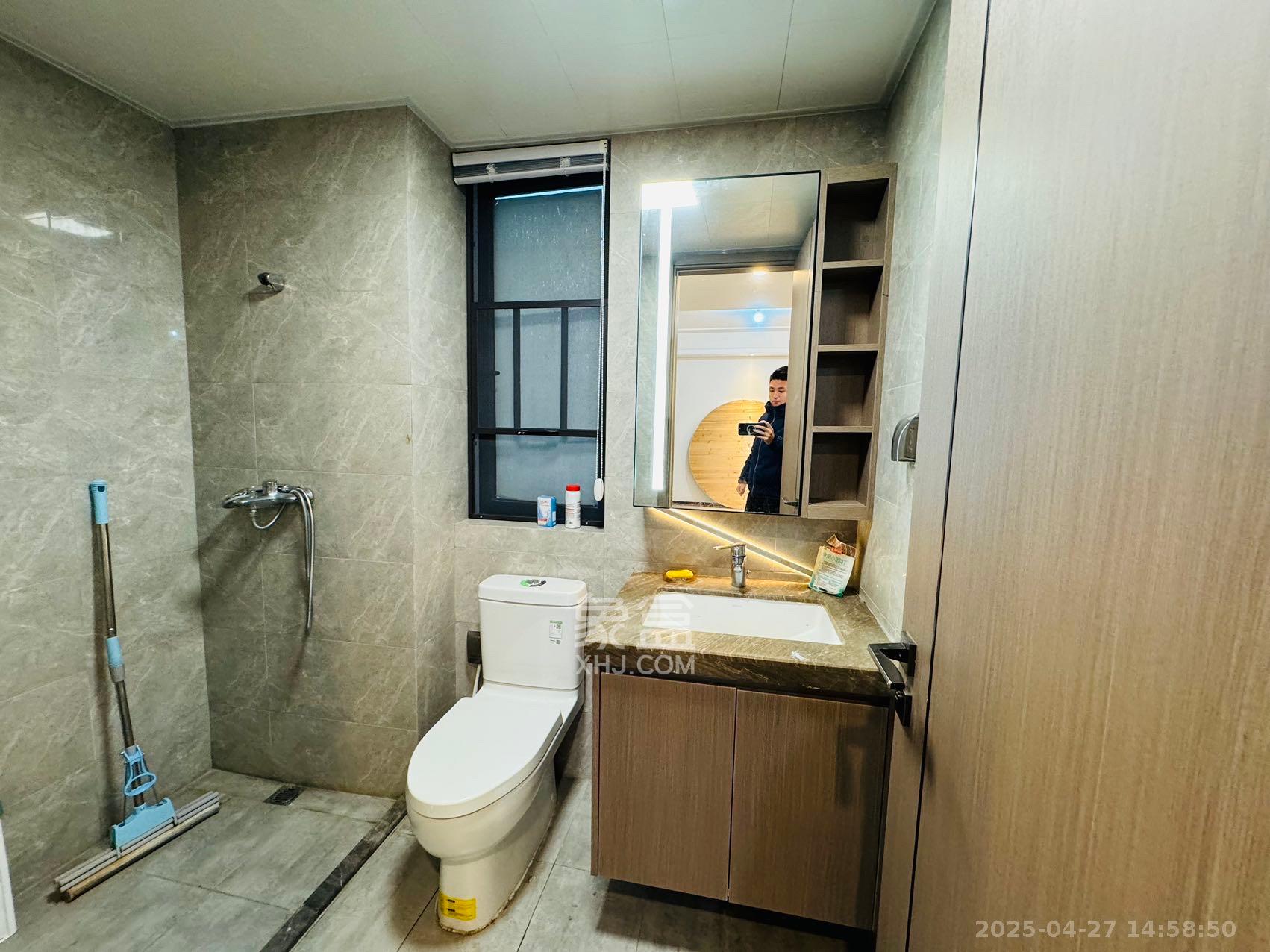 金茂建发泊悦  4室2厅2卫    3600.0元/月 金茂建发泊悦  4室2厅2卫    3600.0元/月室内图