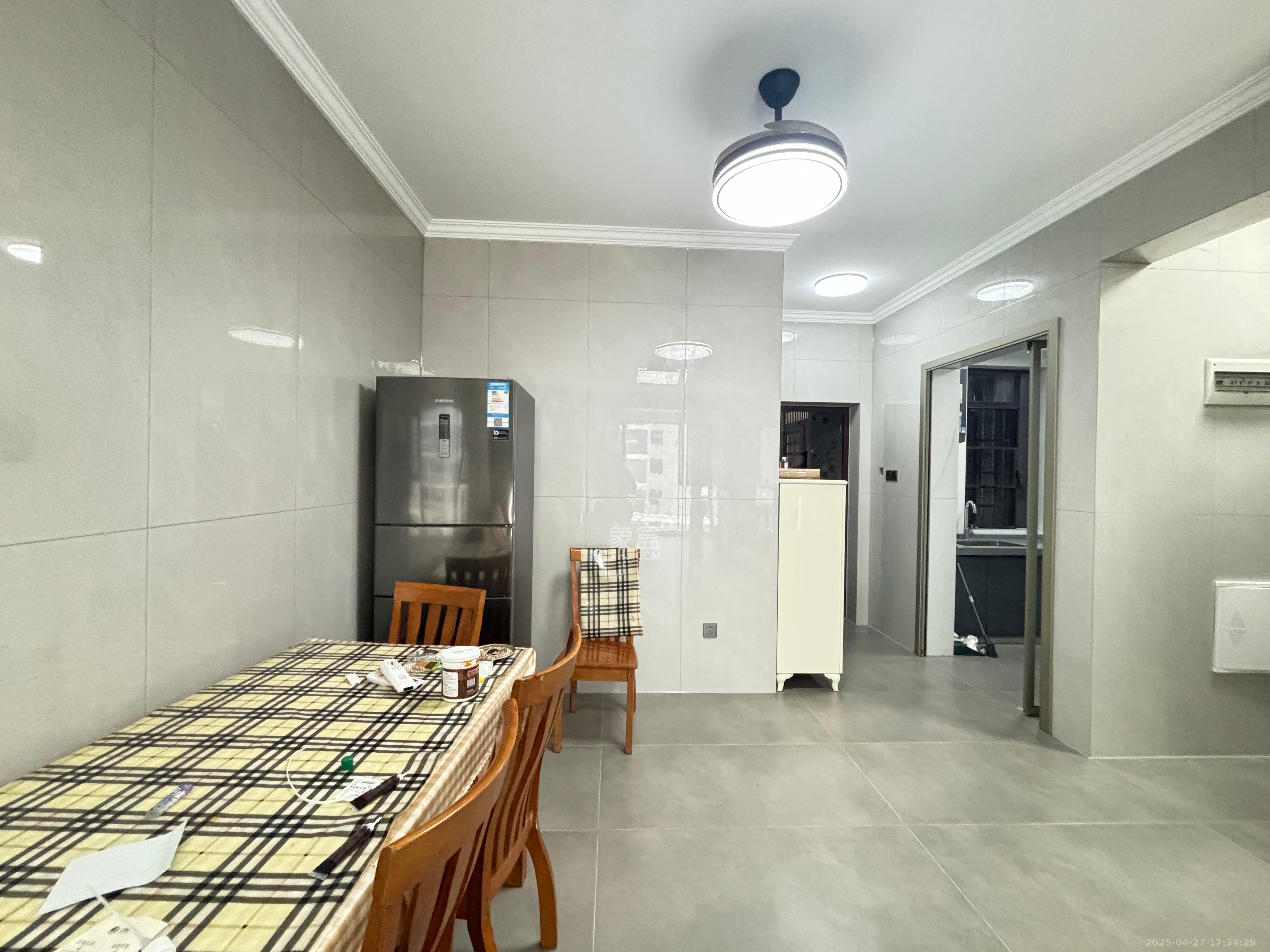 金桂小区二期 2室1厅1卫 2300.0元/月 金桂小区二期 2室1厅1卫 2300.0元/月室内图