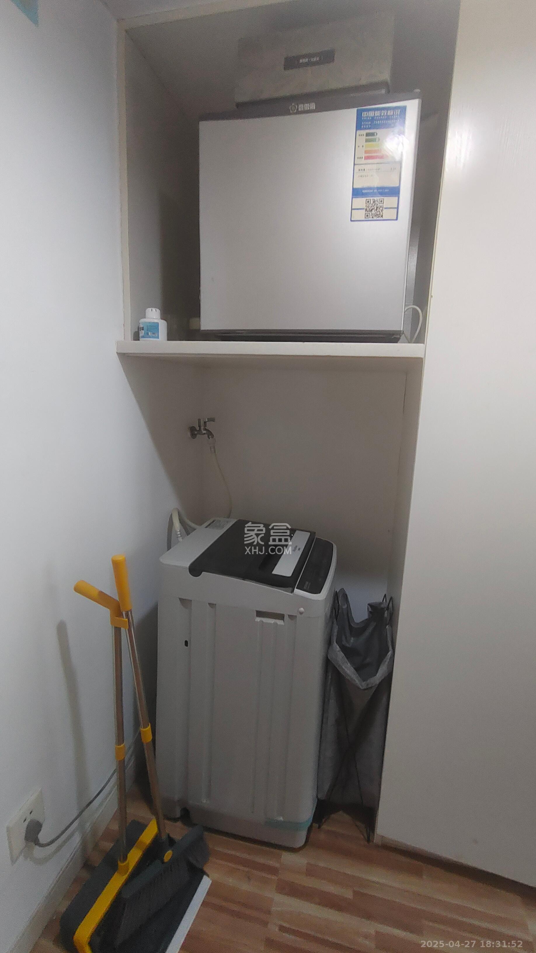 叠彩兰亭 1室1厅1卫 1100.0元/月 叠彩兰亭 1室1厅1卫 1100.0元/月室内图