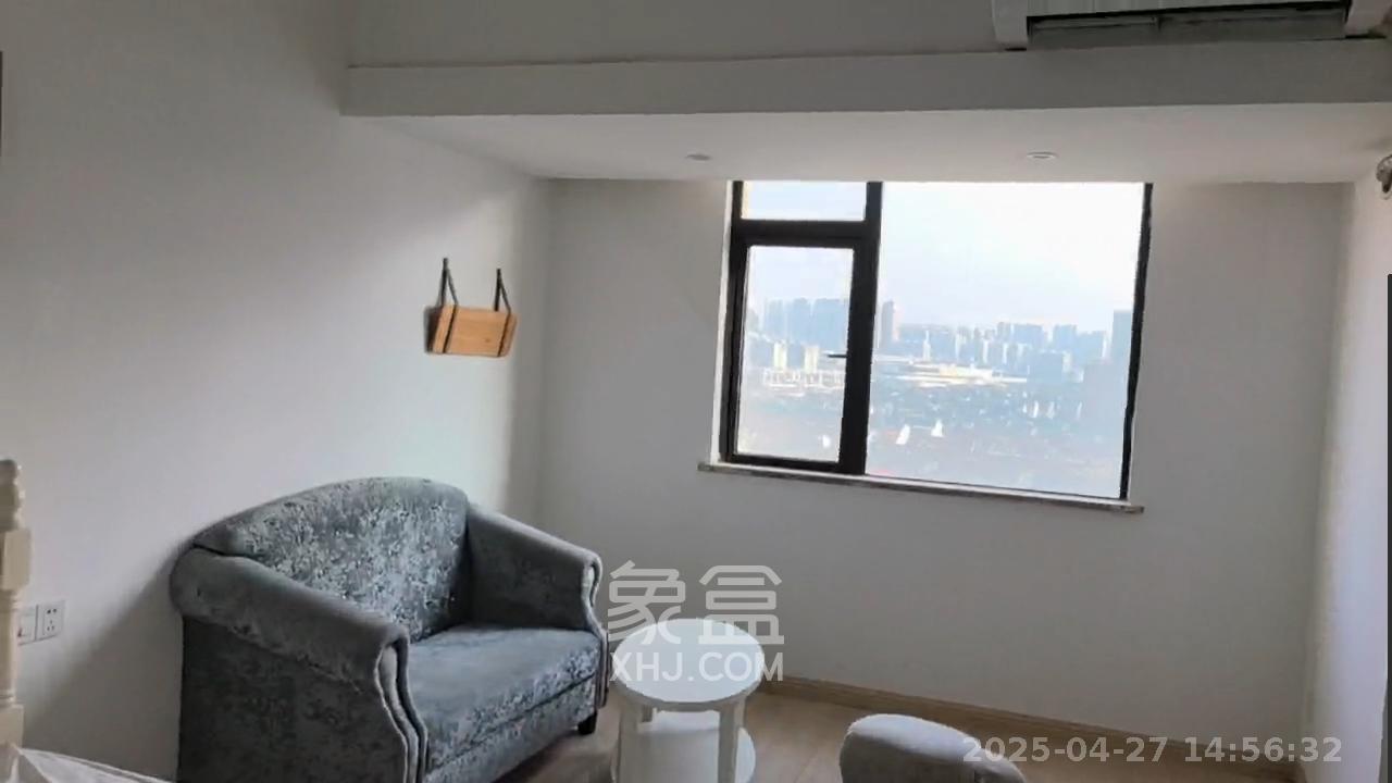 五江天街北区 1室1厅1卫 1400.0元/月 五江天街北区 1室1厅1卫 1400.0元/月室内图