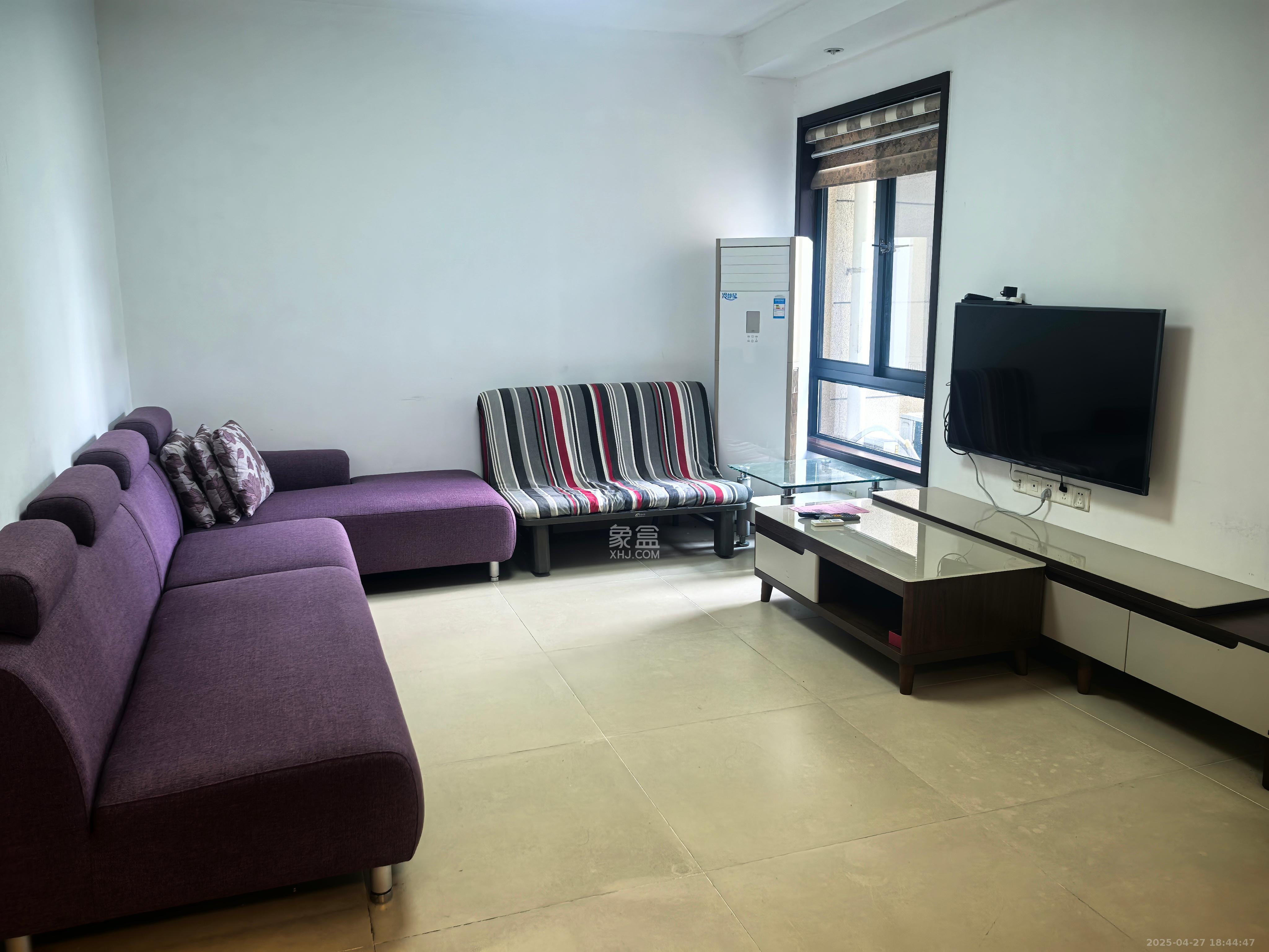 阳光锦城 3室2厅1卫 2800.0元/月 阳光锦城 3室2厅1卫 2800.0元/月室内图