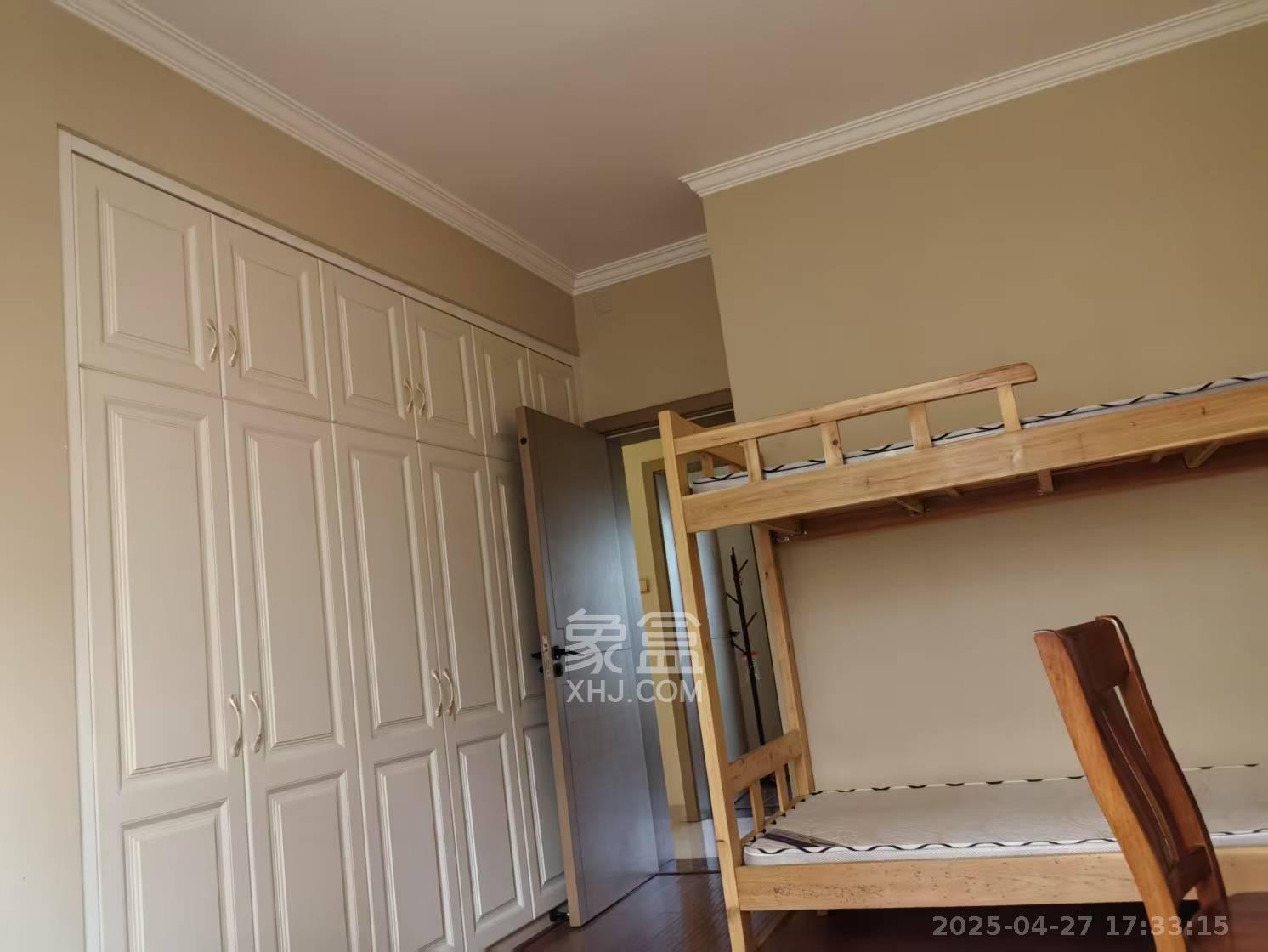 洞井生产安置小区(洞井新兴安置小区) 3室2厅1卫 2300.0元/月 洞井生产安置小区(洞井新兴安置小区) 3室2厅1卫 2300.0元/月室内图