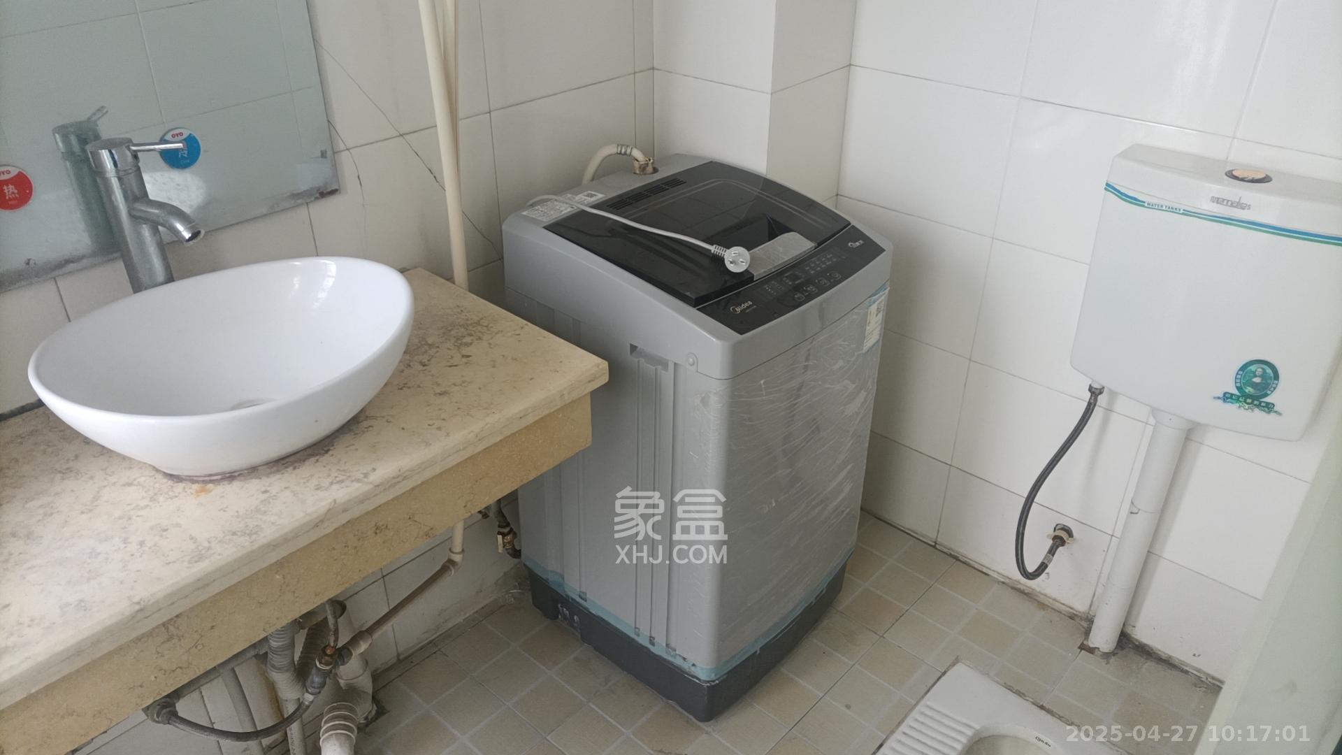 东一国际 1室1厅1卫 1400.0元/月 东一国际 1室1厅1卫 1400.0元/月室内图