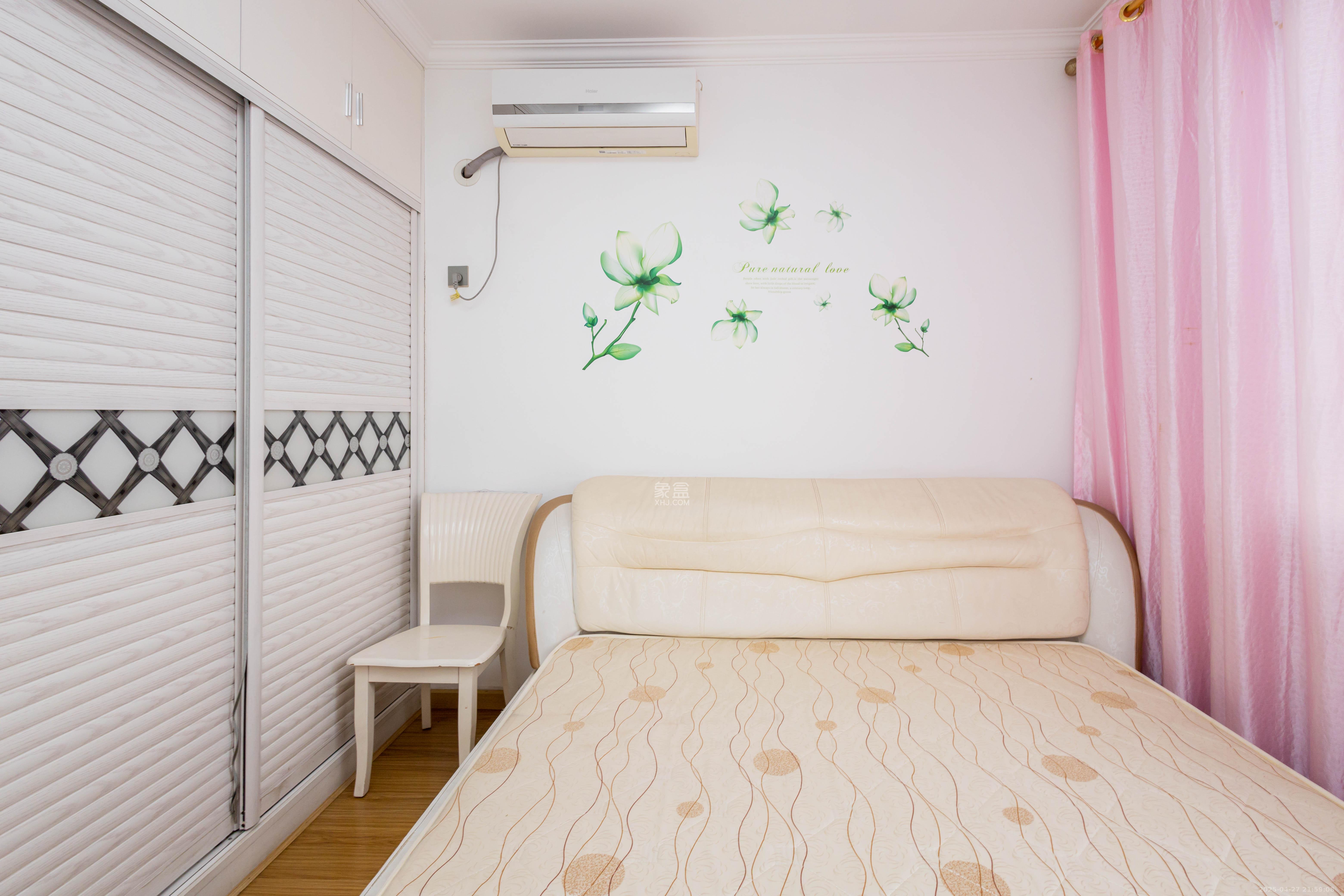 光明城市(星辰青年城)  3室2厅1卫    66.8万 光明城市(星辰青年城)  3室2厅1卫    66.8万卧室