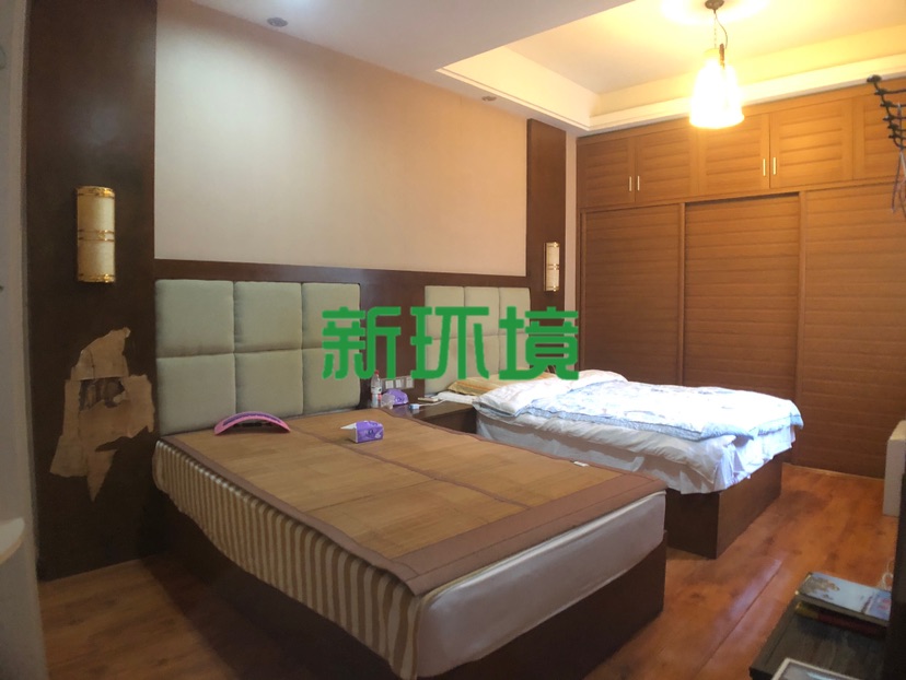 月亮湾一期  4室2厅3卫   419.80万客厅