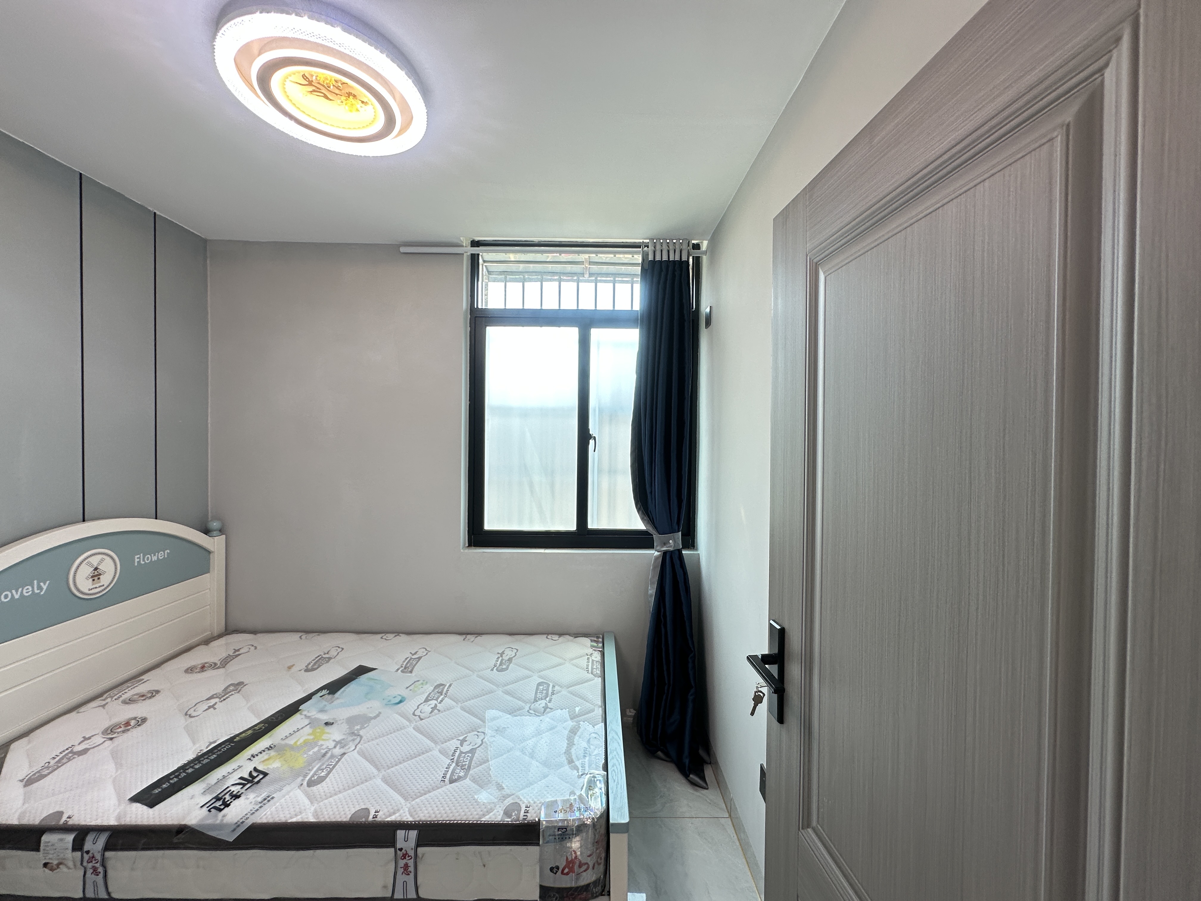 南希公寓 1室0厅0卫 120.0万 南希公寓 1室0厅0卫 120.0万客厅