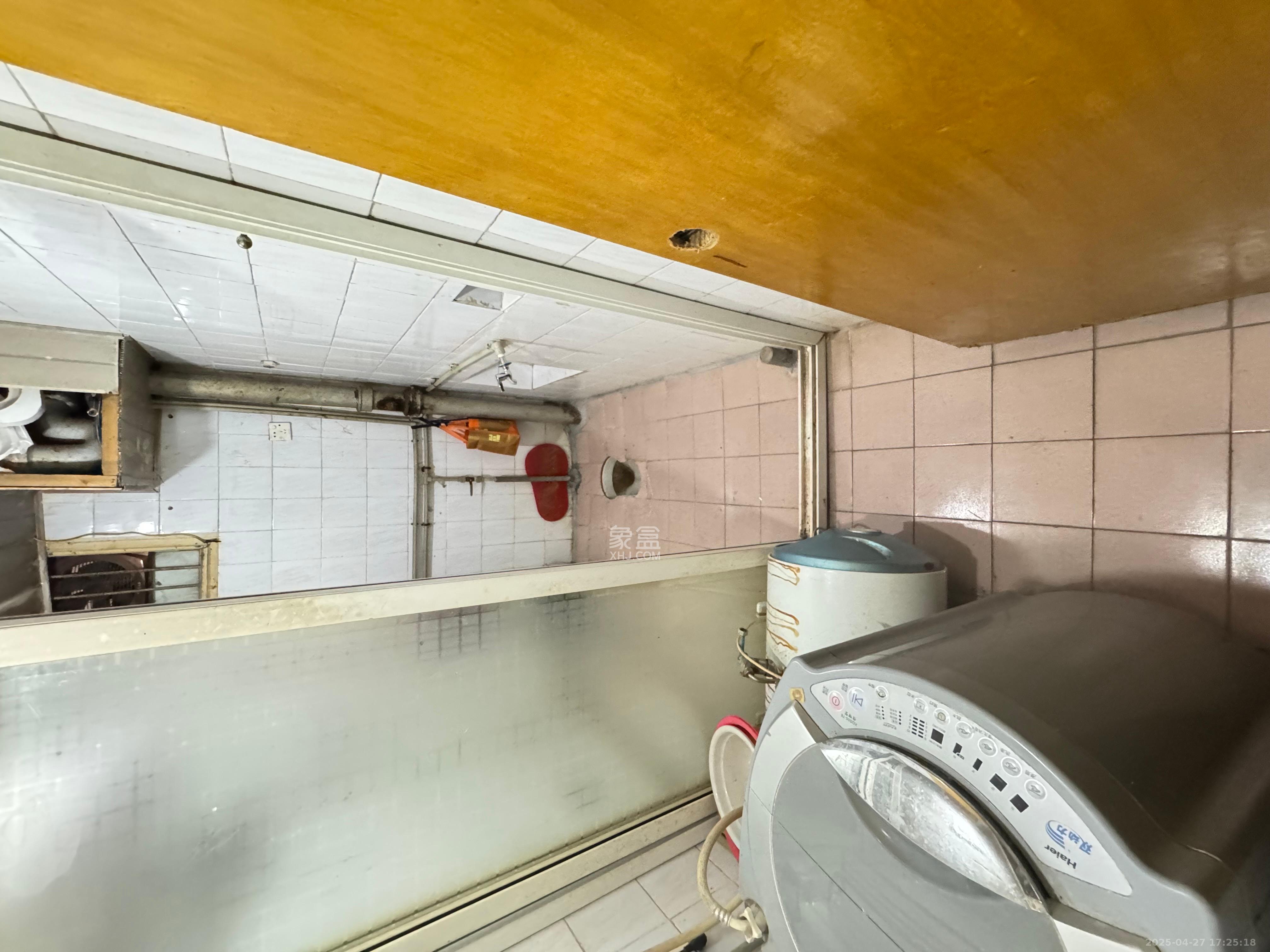 燕山街社区 3室1厅0卫 1600.0元/月 燕山街社区 3室1厅0卫 1600.0元/月室内图