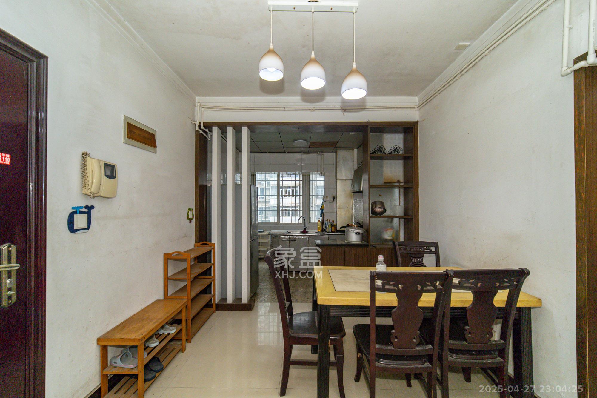 晶华美地 2室2厅2卫 68.0万 晶华美地 2室2厅2卫 68.0万其他