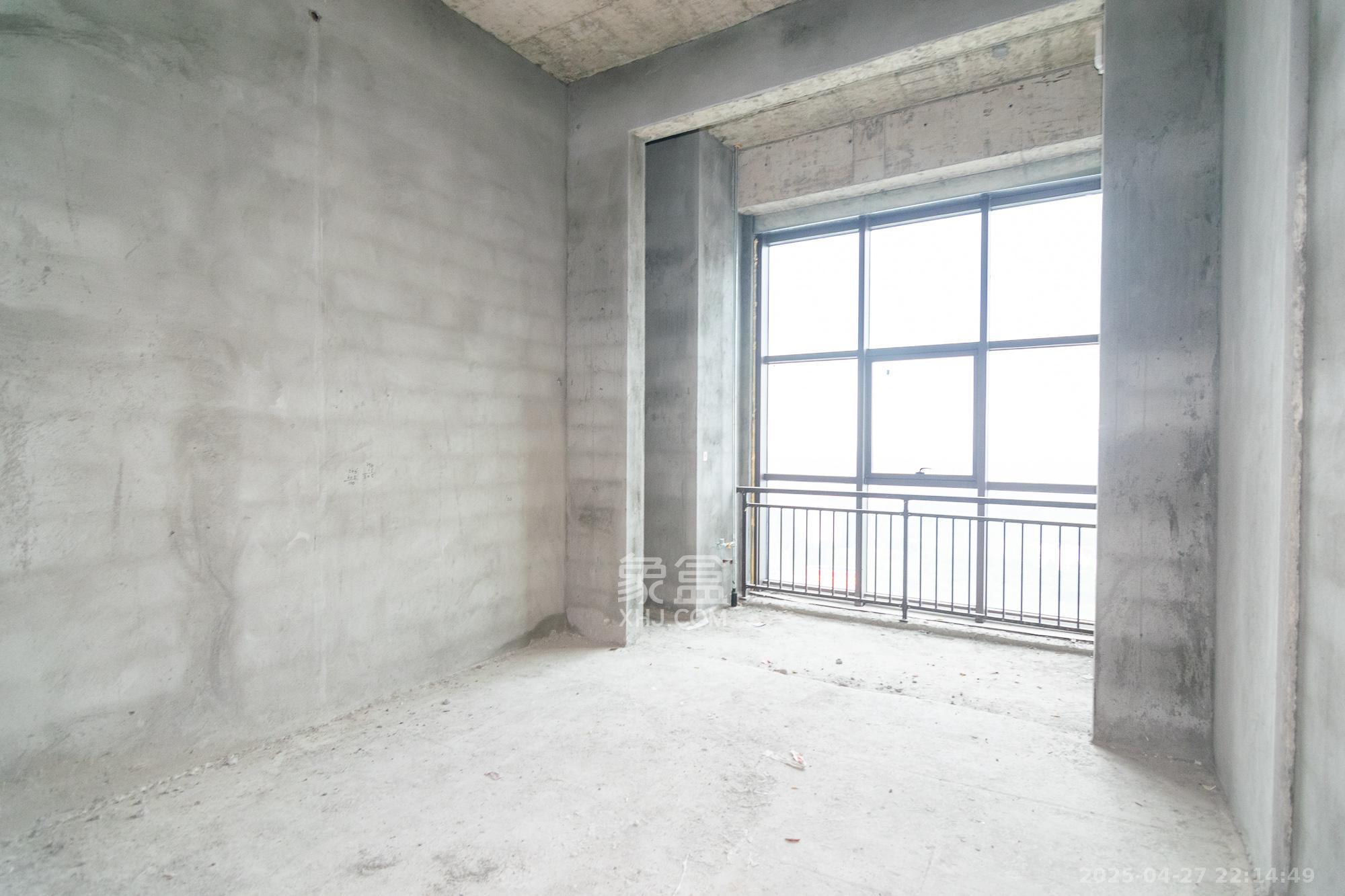 富兴悦府(富兴学府名邸) 2室2厅1卫 36.0万 富兴悦府(富兴学府名邸) 2室2厅1卫 36.0万客厅