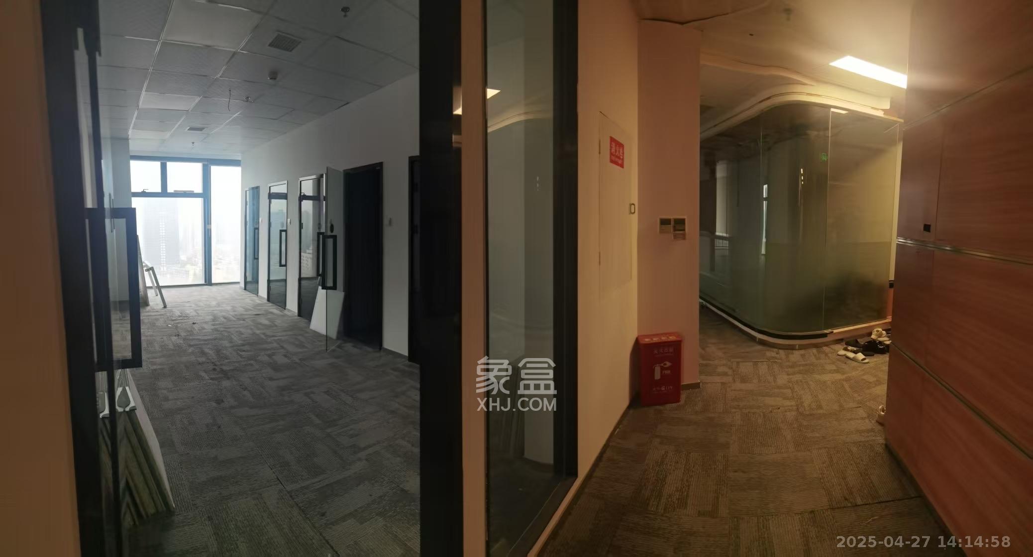 华尔街中心   165.0㎡     8000.00元/月室内图