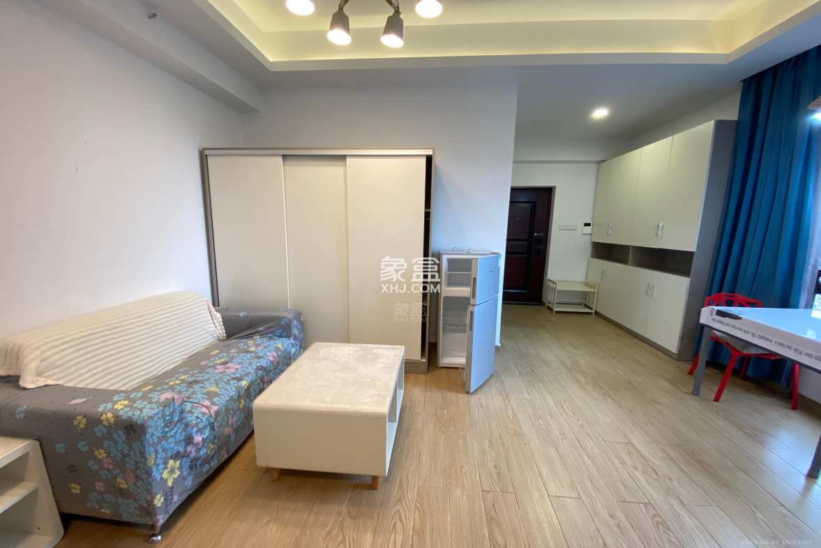 中泰财富湘江 1室1厅1卫 1400.0元/月 中泰财富湘江 1室1厅1卫 1400.0元/月室内图