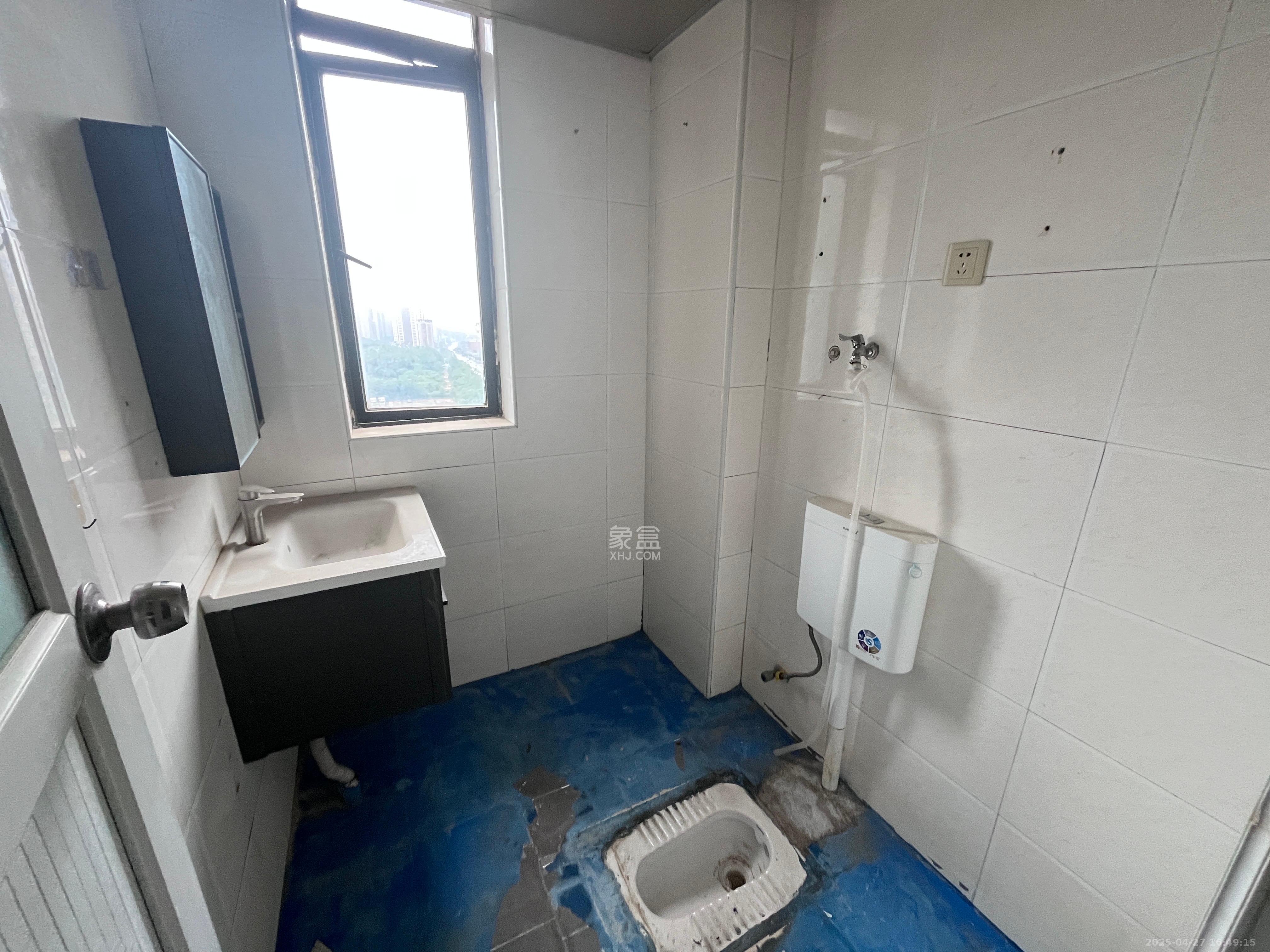 鑫远杰座  3室2厅1卫   2600.00元/月室内图