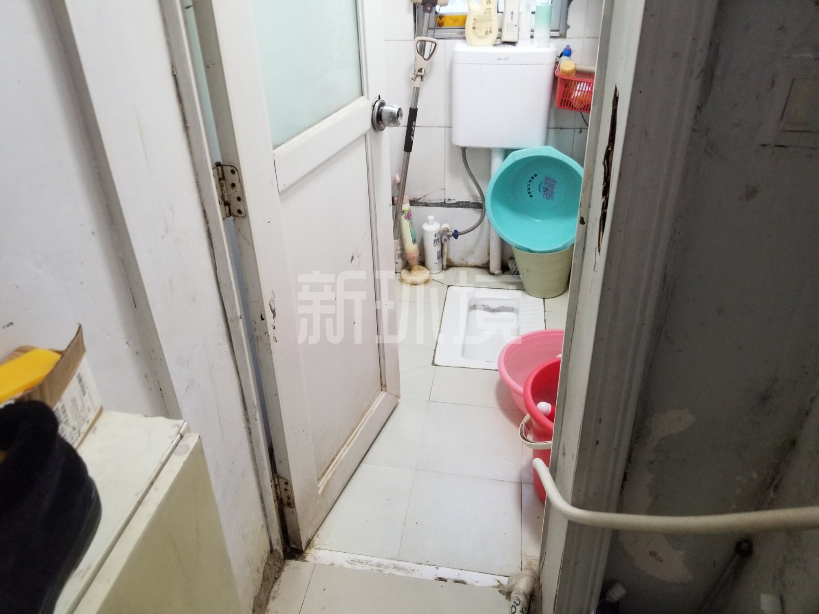 文昌阁工商银行宿舍  2室2厅1卫   26.80万客厅