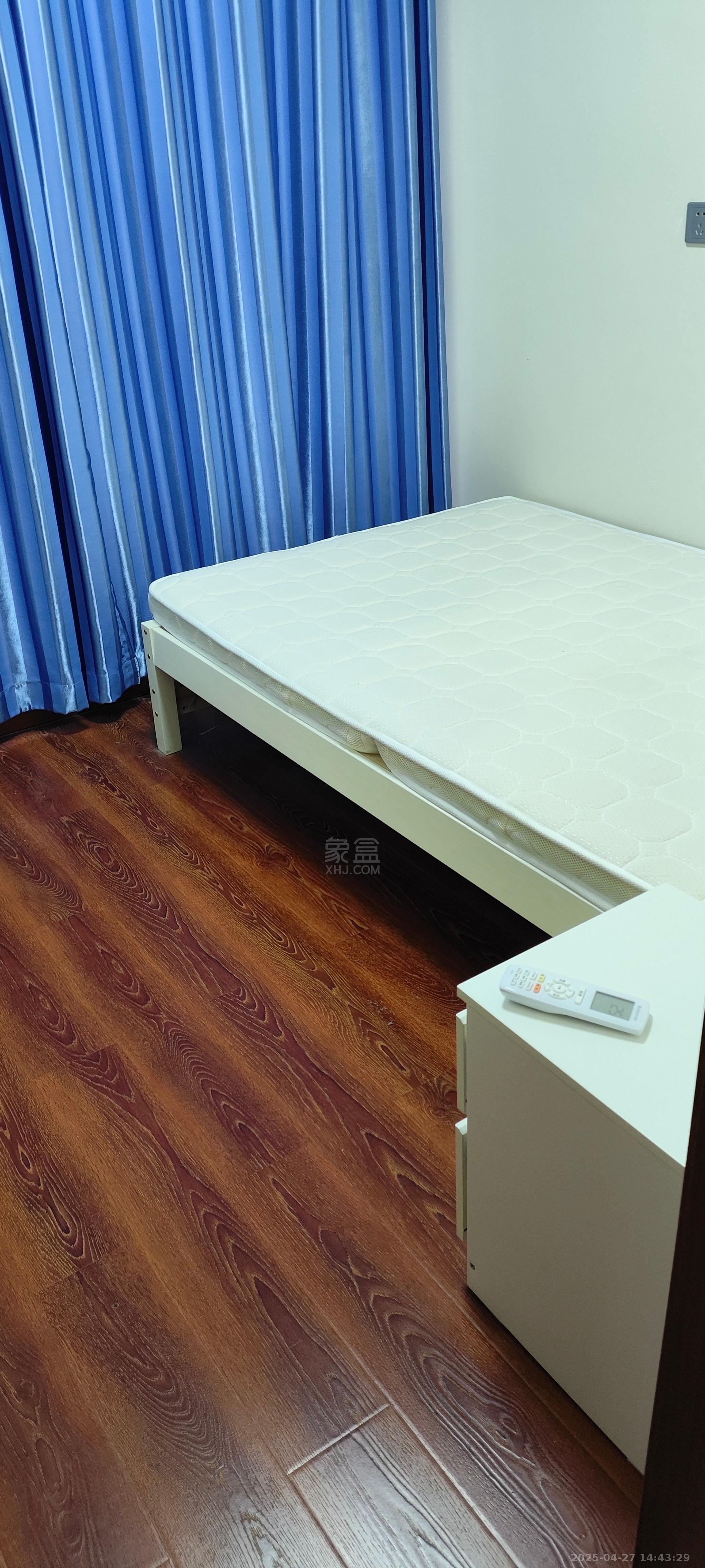 春藤小镇 3室2厅1卫 1800.0元/月 春藤小镇 3室2厅1卫 1800.0元/月室内图