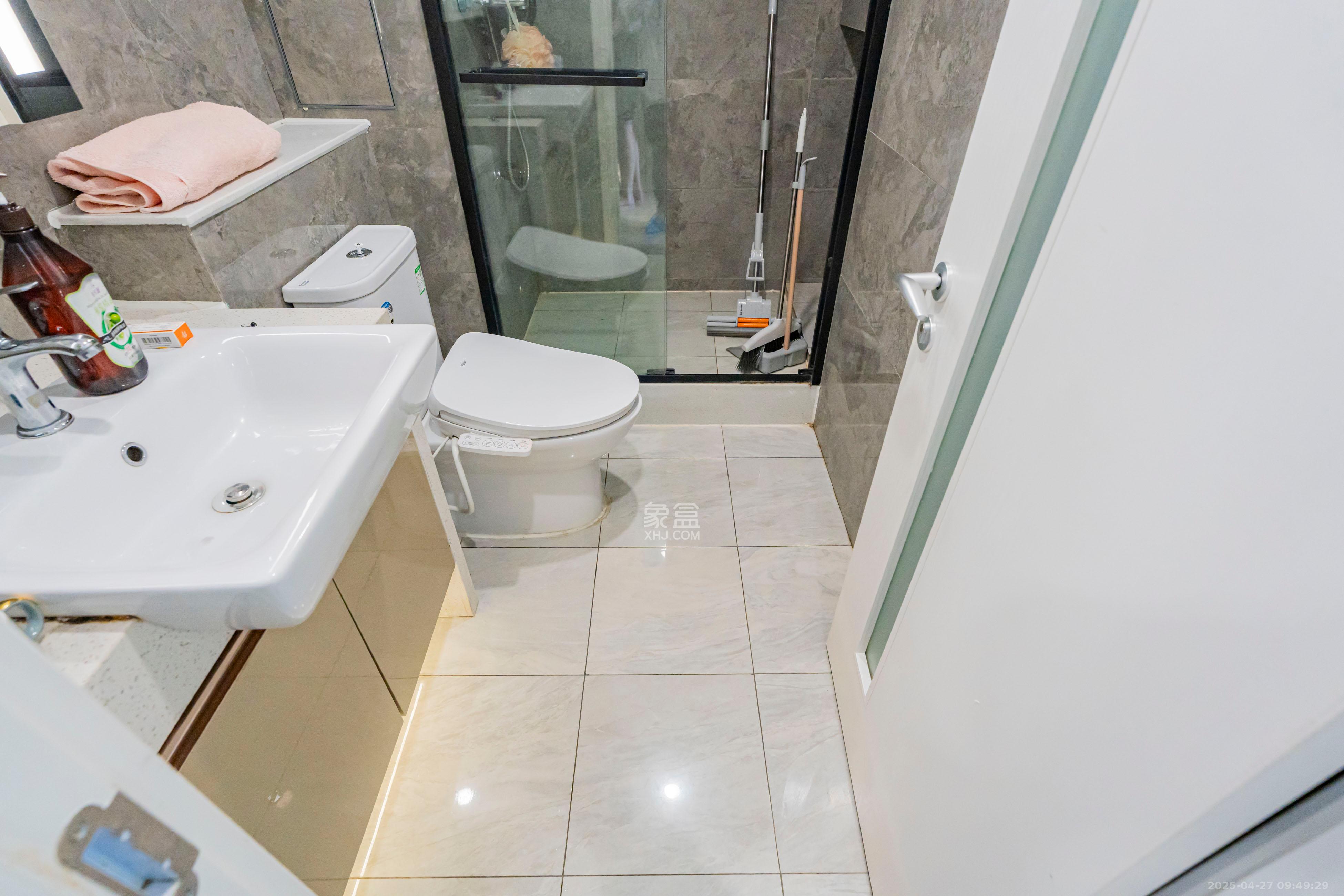 华远华时代 2室1厅1卫 3000.0元/月 华远华时代 2室1厅1卫 3000.0元/月室内图