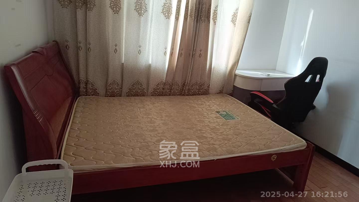 上峰苑（兰亭玥岛）  2室1厅1卫   2200.00元/月室内图