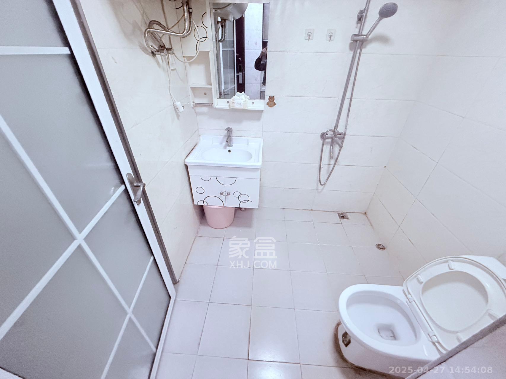 钰龙天下二期(钰龙佳园) 1室1厅1卫 1200.0元/月 钰龙天下二期(钰龙佳园) 1室1厅1卫 1200.0元/月室内图