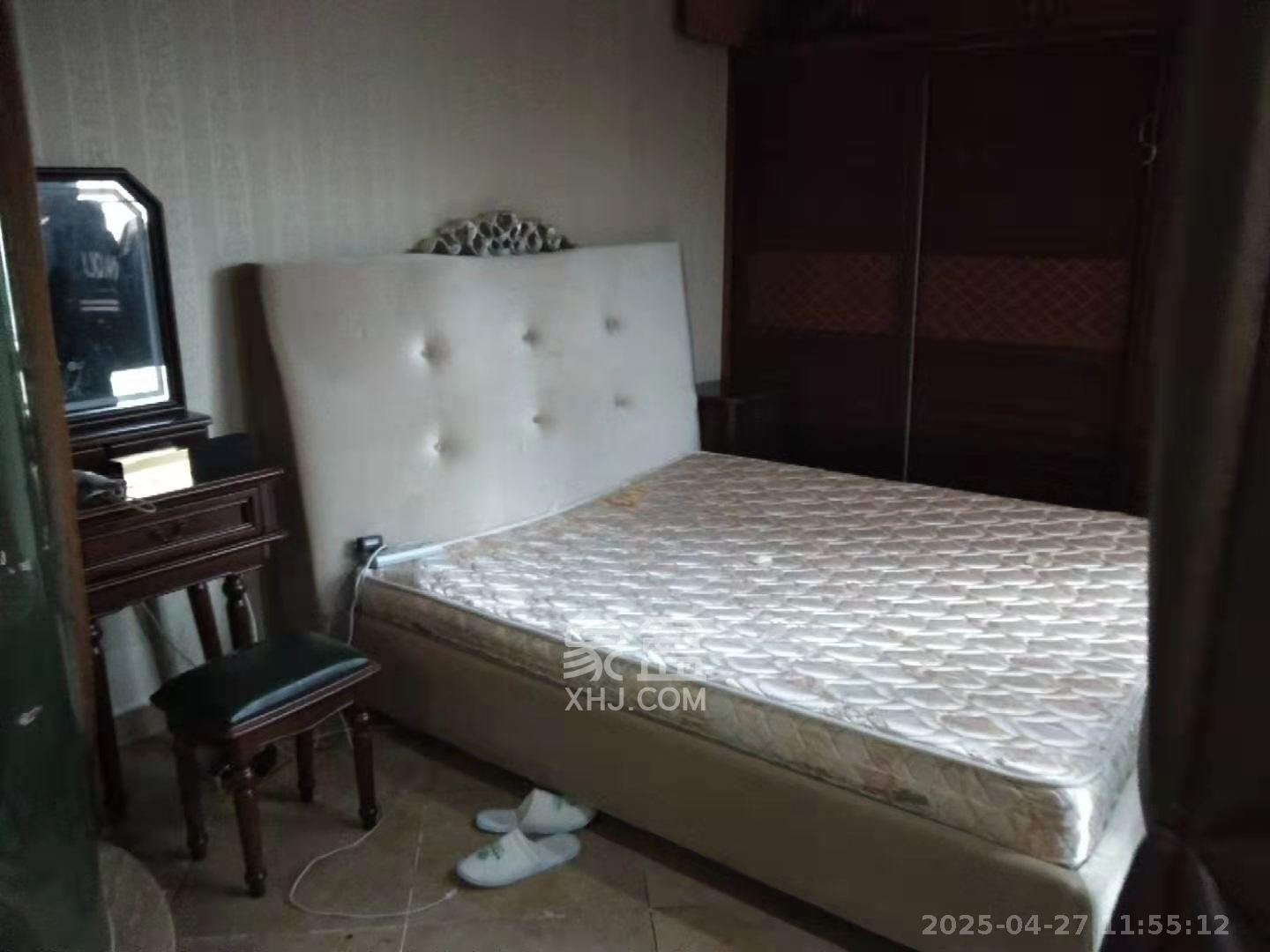 铂宫  1室1厅1卫   2600.00元/月室内图