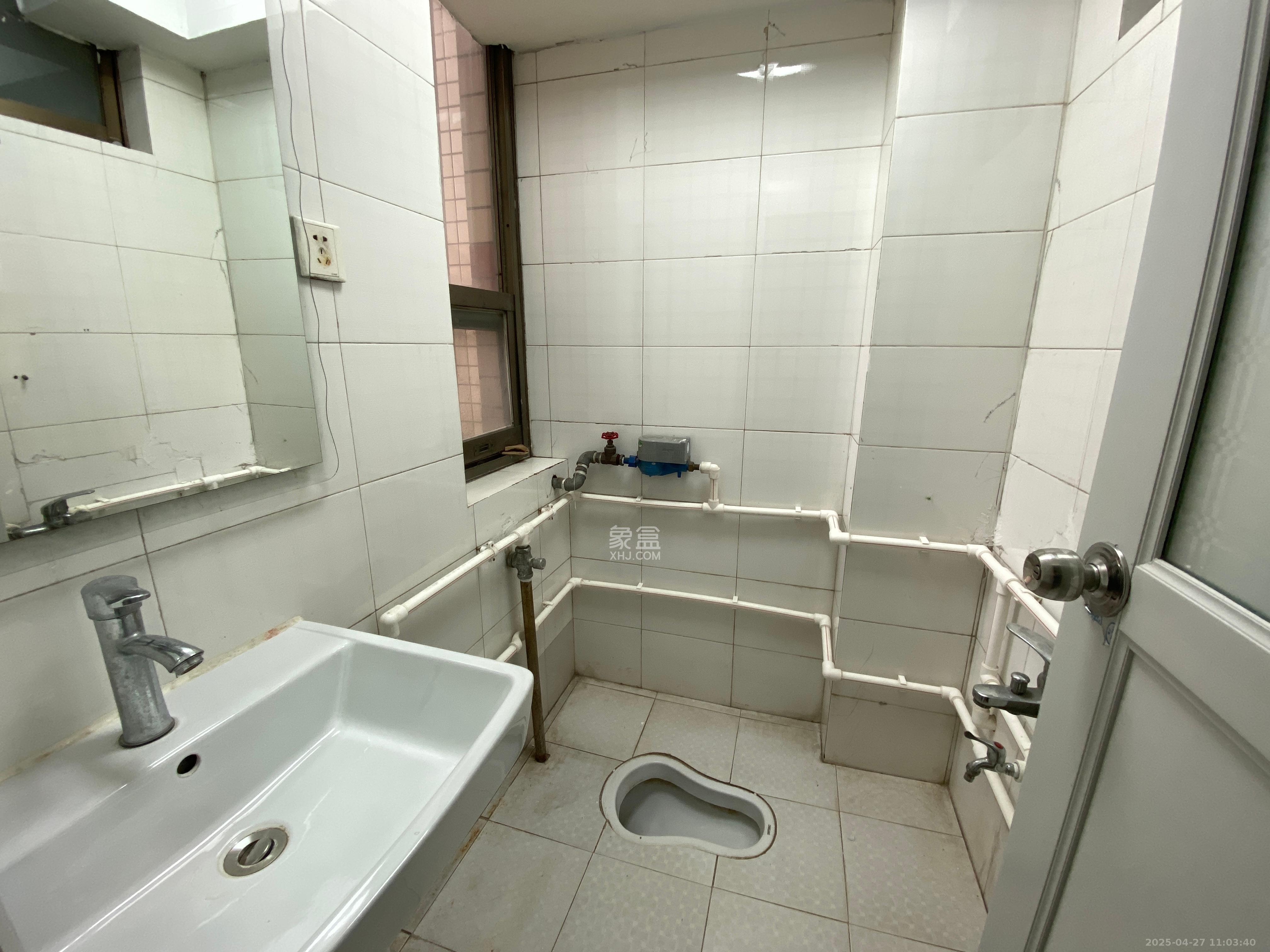 城宇大厦 2室2厅1卫 1500.0元/月 城宇大厦 2室2厅1卫 1500.0元/月室内图