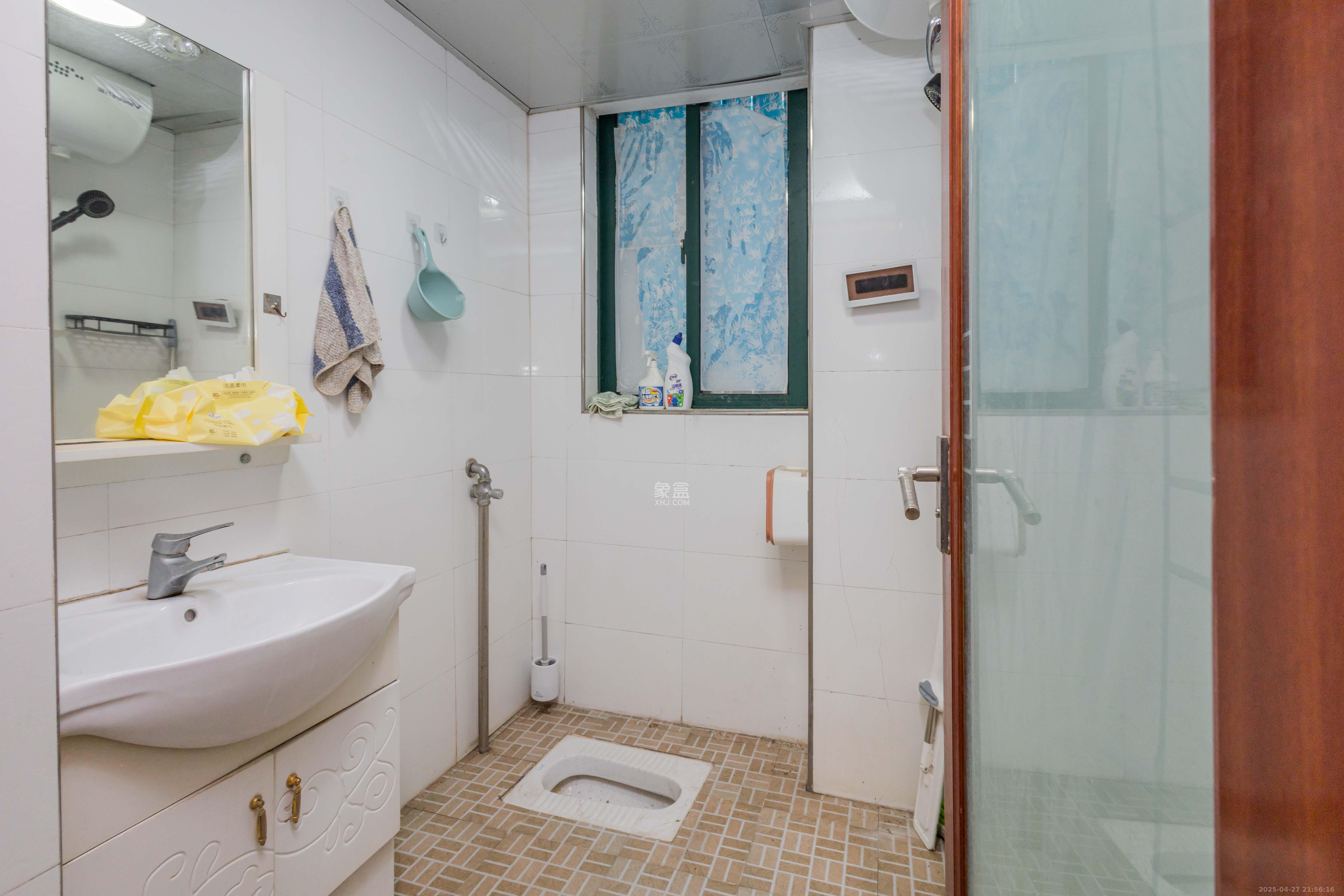 华天LOHO小镇 1室1厅1卫 22.8万 华天LOHO小镇 1室1厅1卫 22.8万卫生间