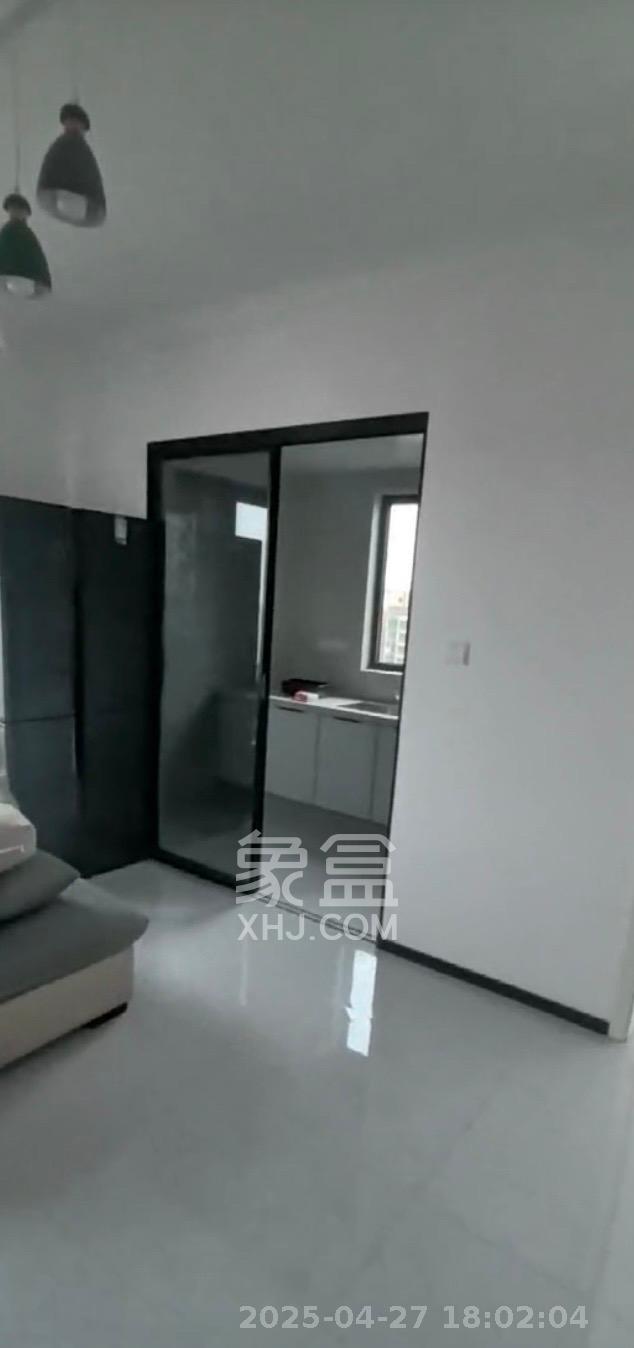 海伦堡爱ME城市 4室2厅2卫 2800.0元/月 海伦堡爱ME城市 4室2厅2卫 2800.0元/月室内图