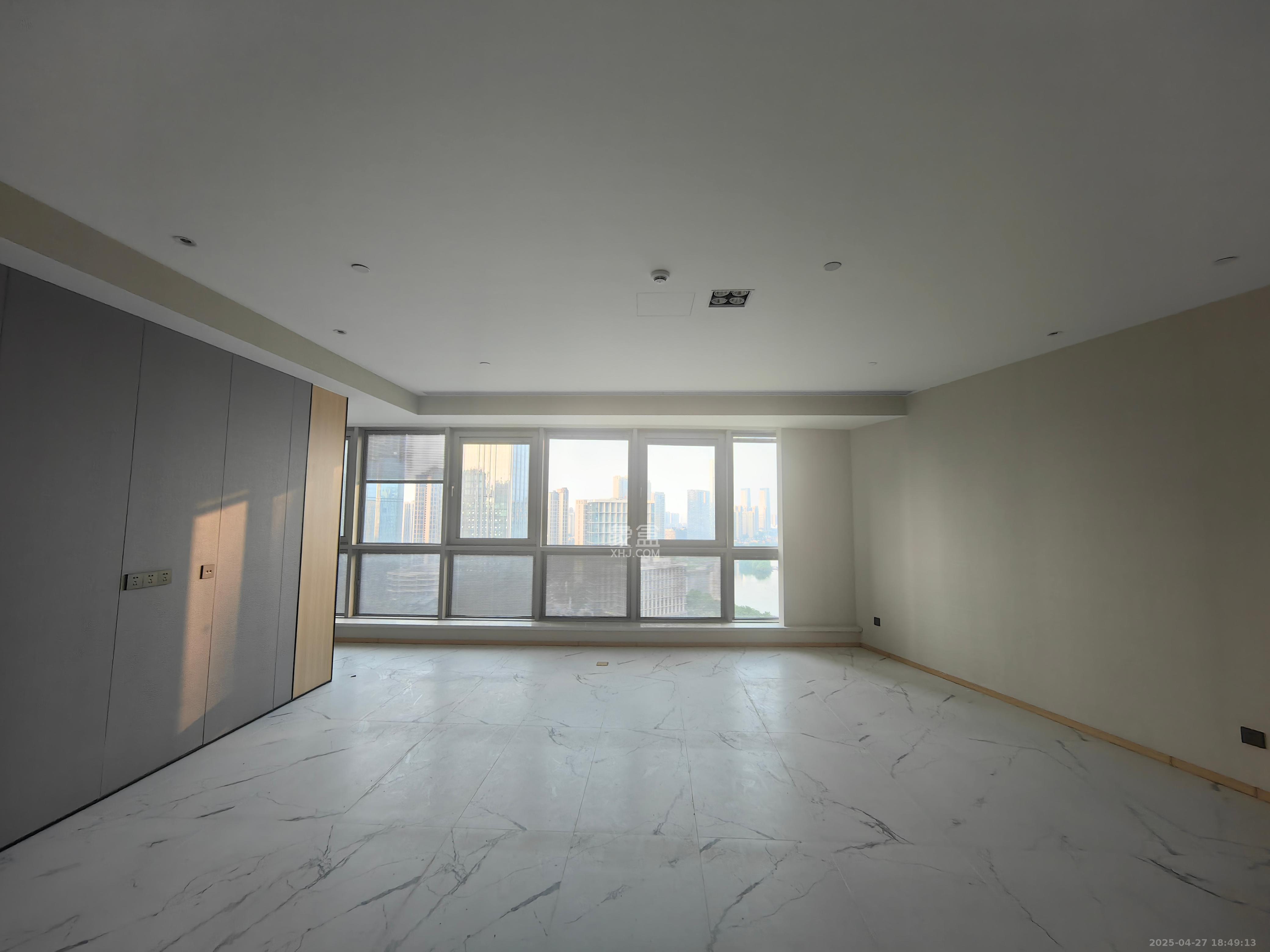 正荣梅溪紫阙台 4室2厅4卫 8500.0元/月 正荣梅溪紫阙台 4室2厅4卫 8500.0元/月室内图