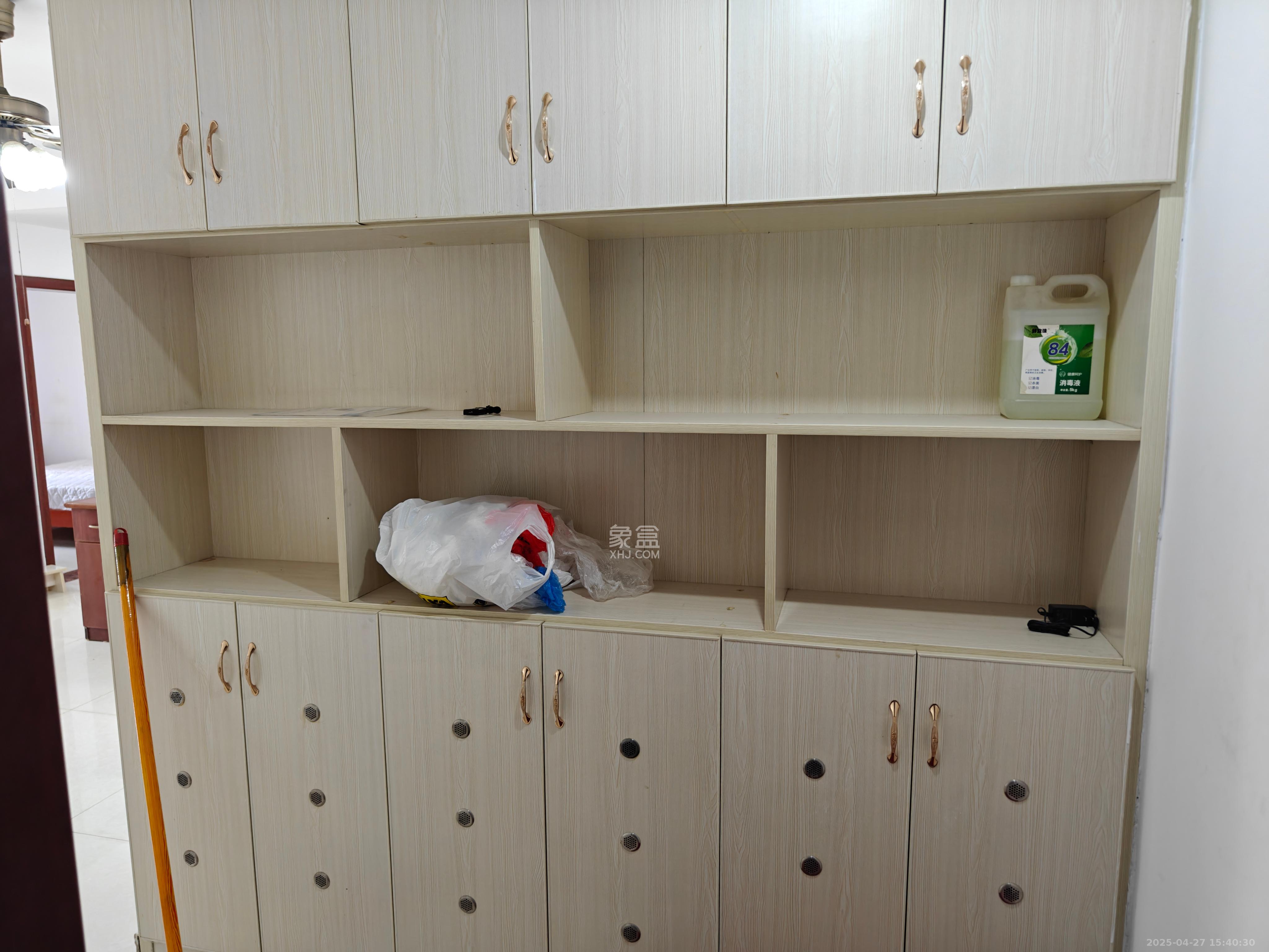 山水新城  1室1厅1卫   1600.00元/月室内图