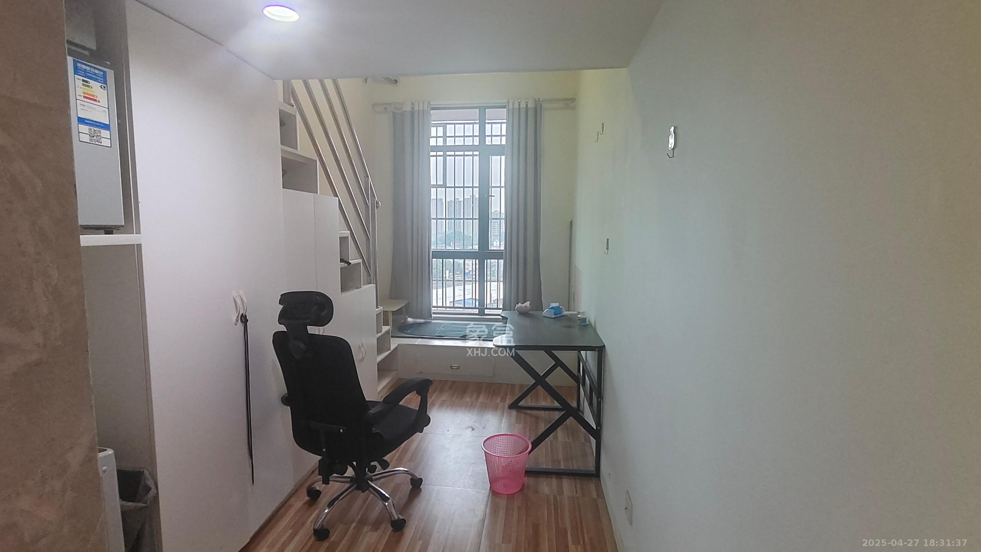 叠彩兰亭 1室1厅1卫 1100.0元/月 叠彩兰亭 1室1厅1卫 1100.0元/月室内图