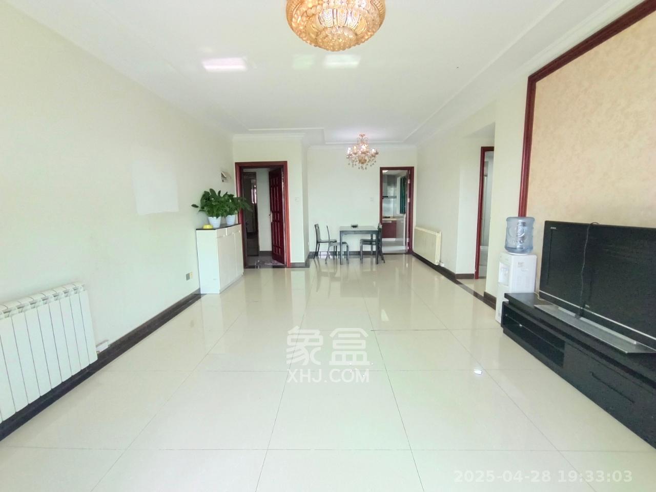 恒大城  4室2厅2卫    2600.0元/月 恒大城  4室2厅2卫    2600.0元/月室内图