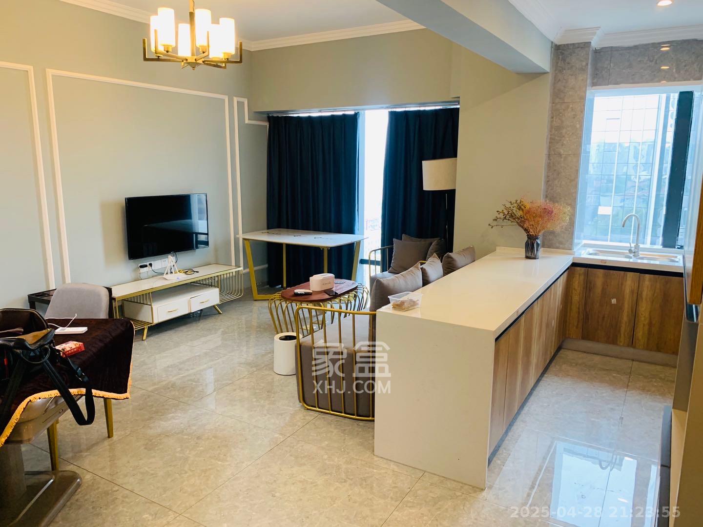 裕天国际商汇中心 1室0厅0卫 2500.0元/月 裕天国际商汇中心 1室0厅0卫 2500.0元/月室内图