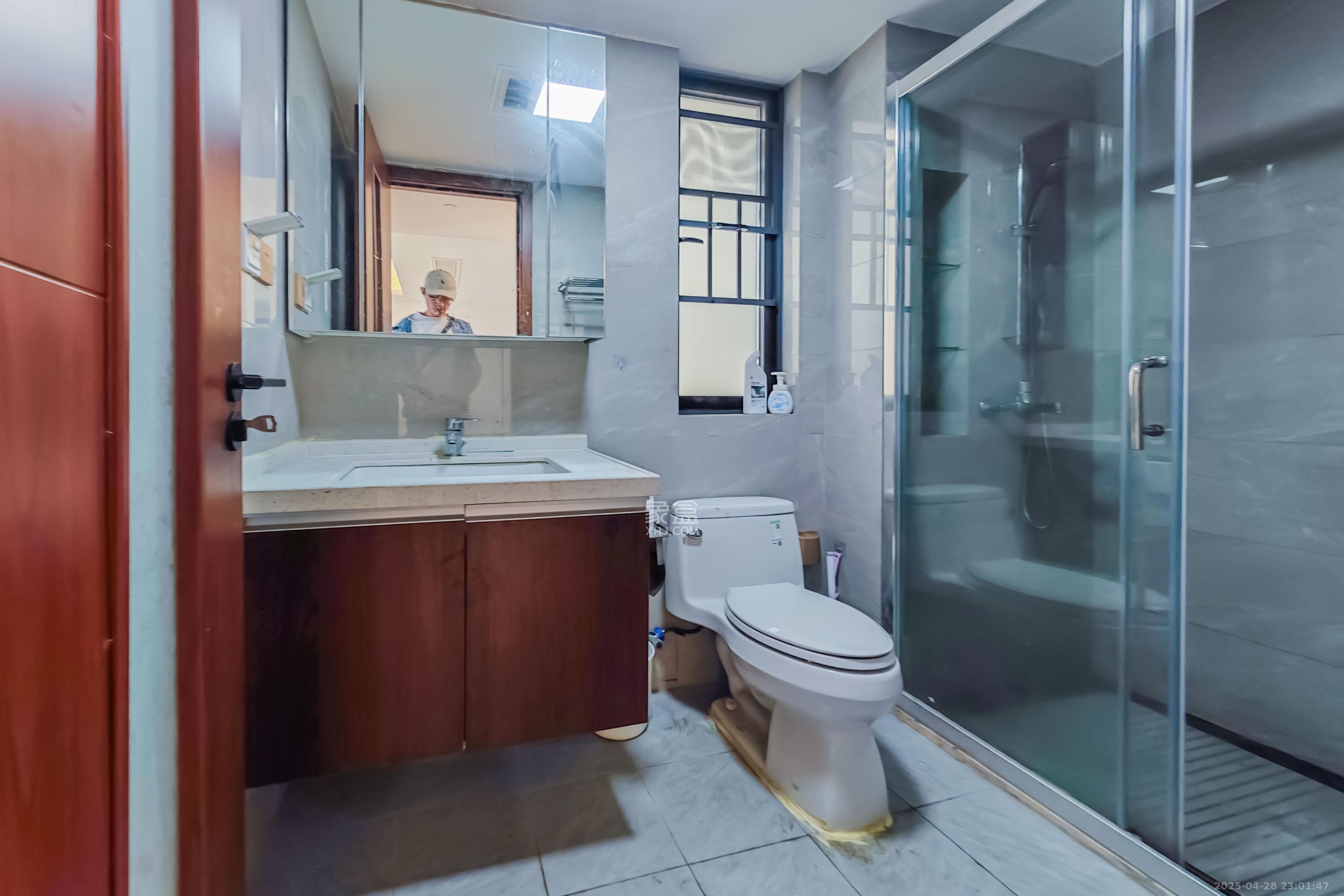 绿地长沙城际空间站(绿地新里佳苑)  3室2厅2卫    112.0万 绿地长沙城际空间站(绿地新里佳苑)  3室2厅2卫    112.0万卫生间