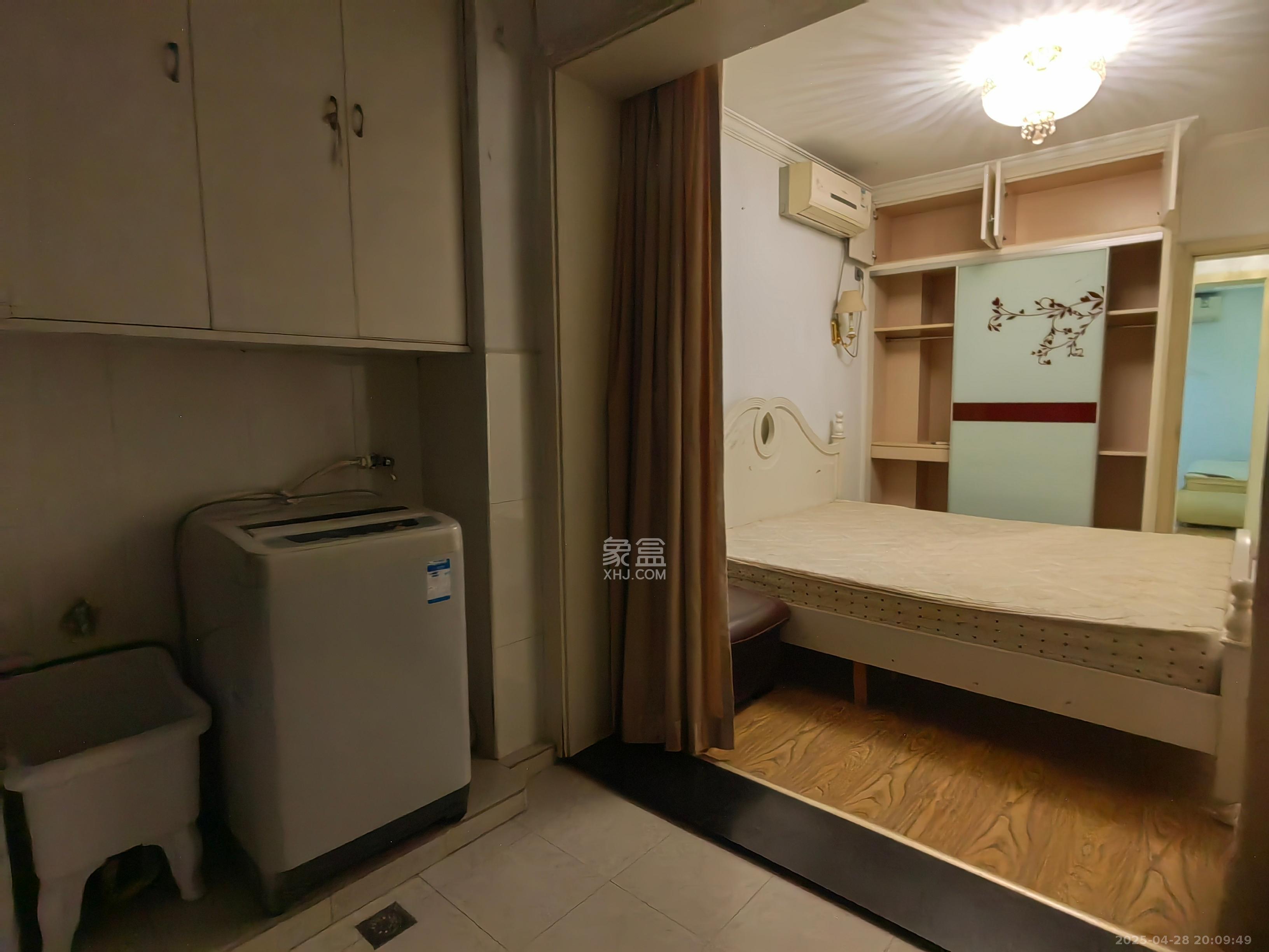 东玺门  2室2厅1卫   2600.00元/月室内图