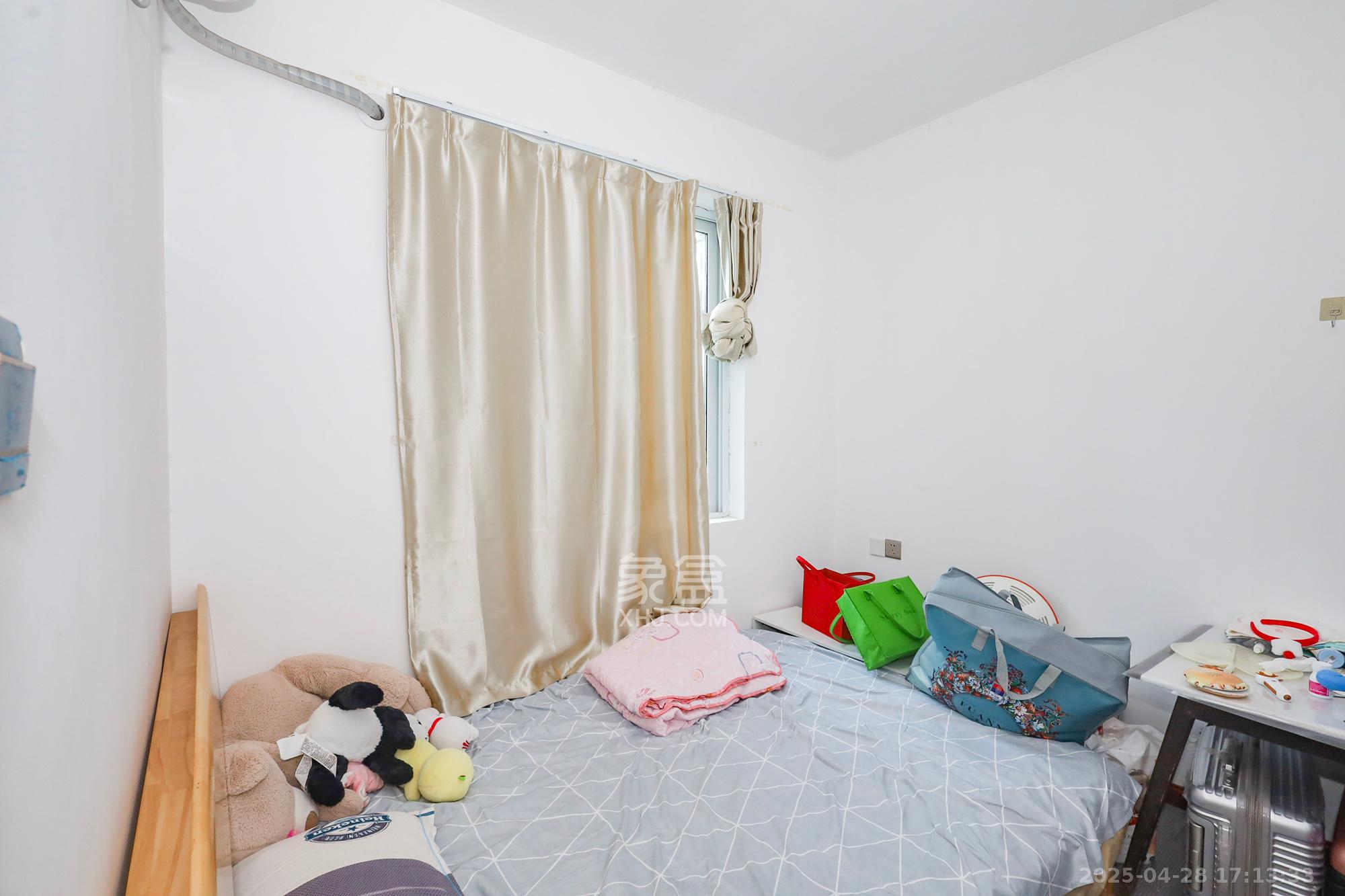 谷山庭院二期  3室2厅1卫    49.8万 谷山庭院二期  3室2厅1卫    49.8万卧室